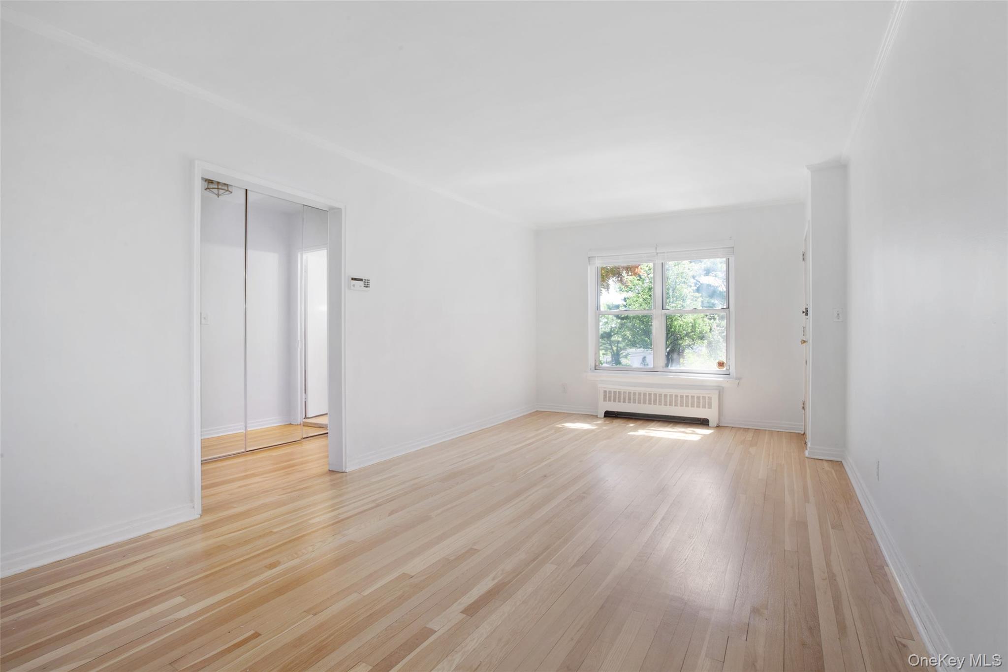 196-35 Dunton Ave Hollis, Unit 1 photo 2