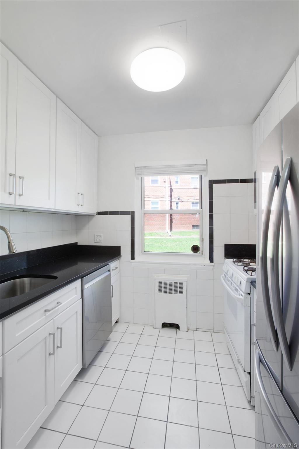 196-35 Dunton Ave Hollis, Unit 1 photo 7