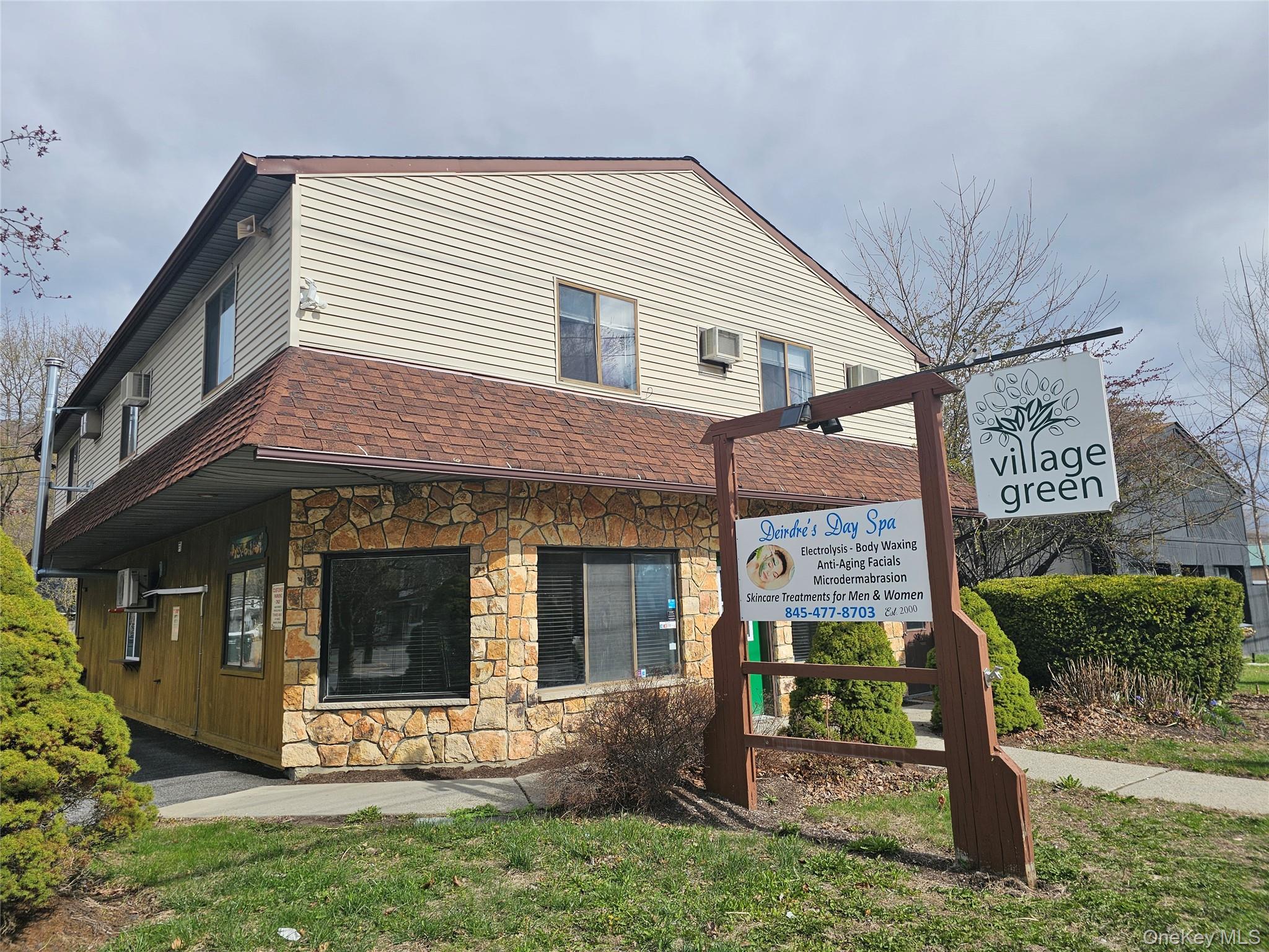 93 Windermere Avenue – For Rent