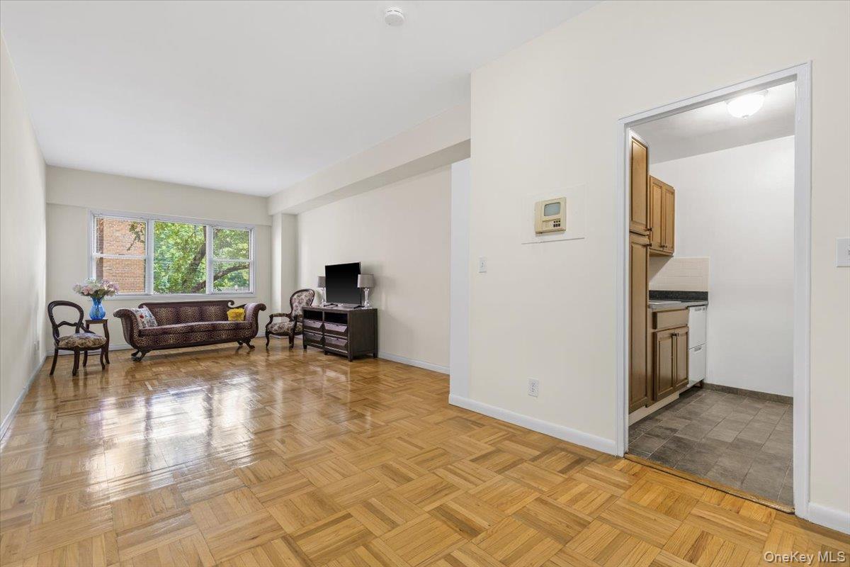 260 Garth Road, Unit 1A5 photo 8