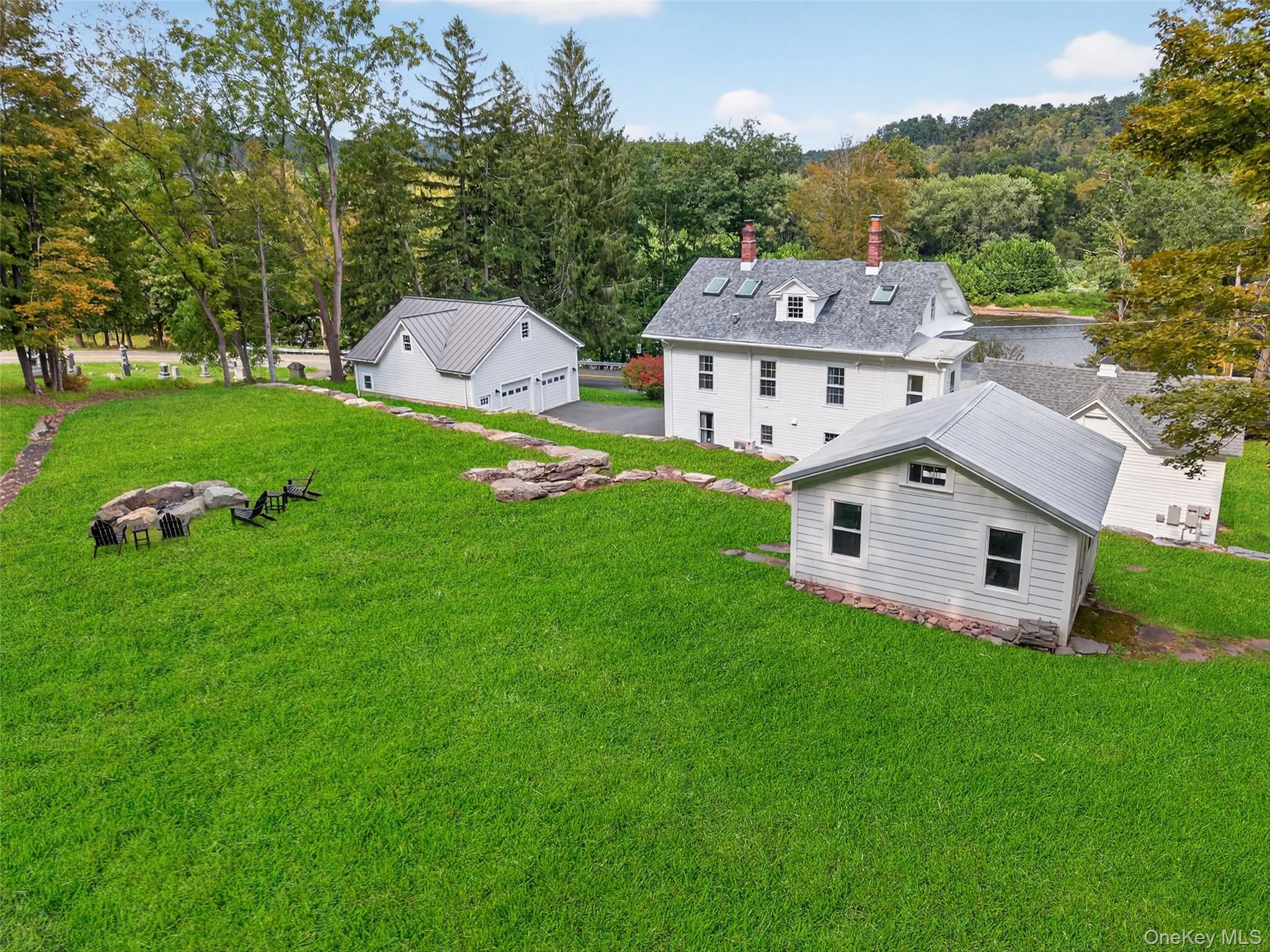 1657 River Road – For Sale photo 42