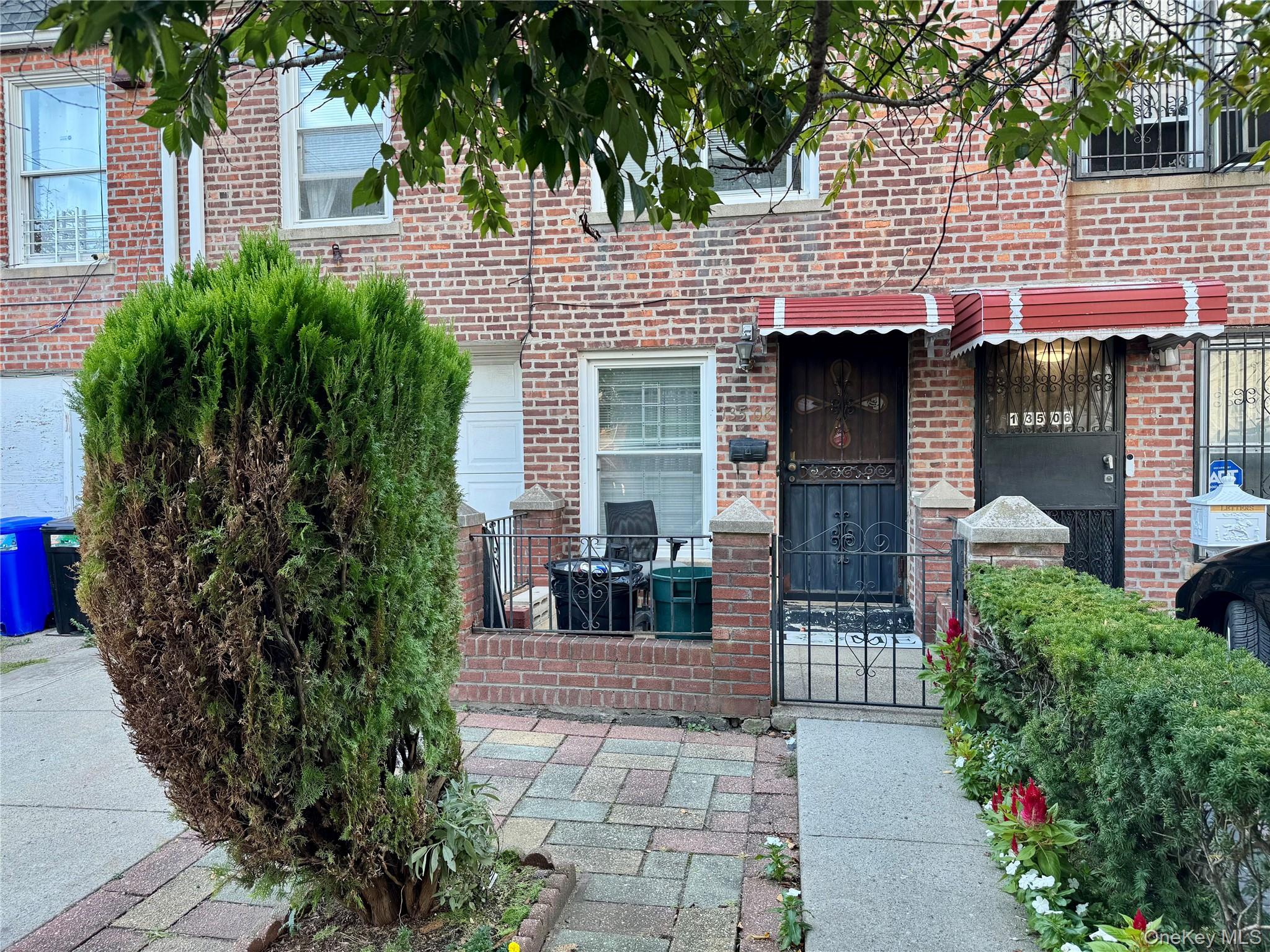 135-18 118th Street – For Sale photo 3