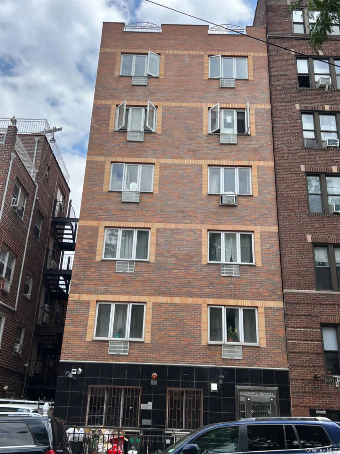 43-07 48th Street, Unit 5B