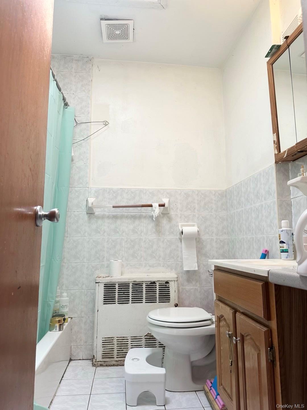 153-51 Horace Harding Expressway – For Sale photo 5