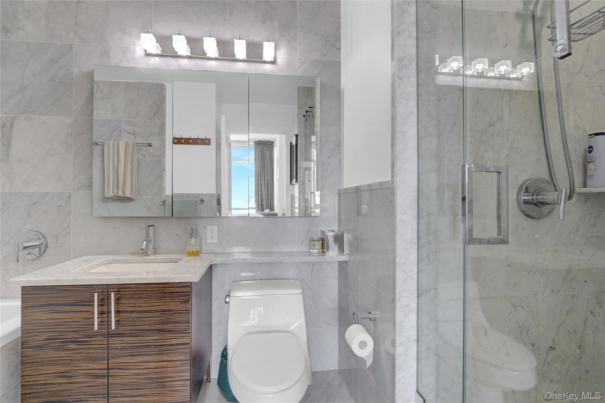11-24 31st Avenue, Unit 10E photo 17