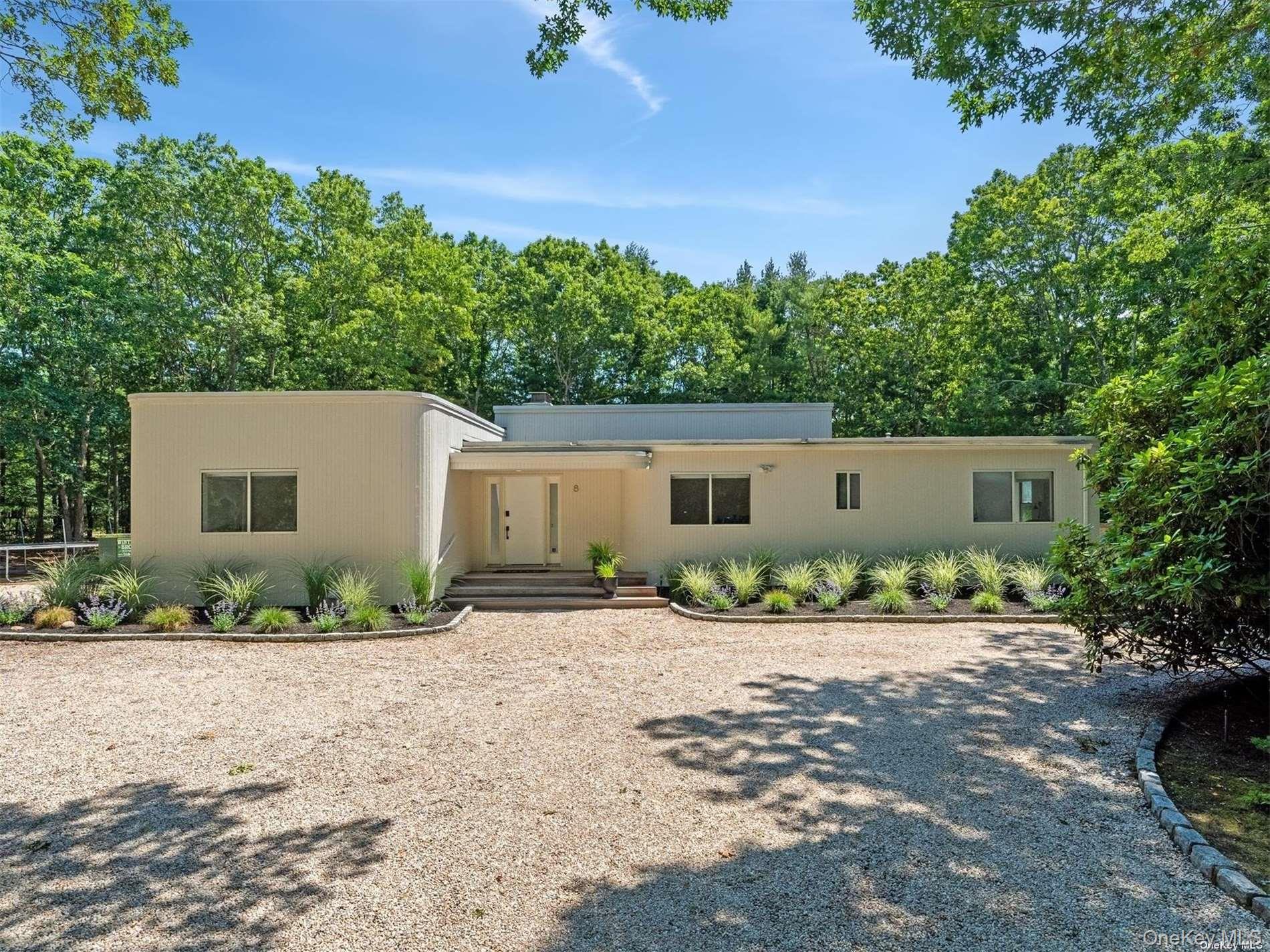 8 Deer Path Path – For Rent