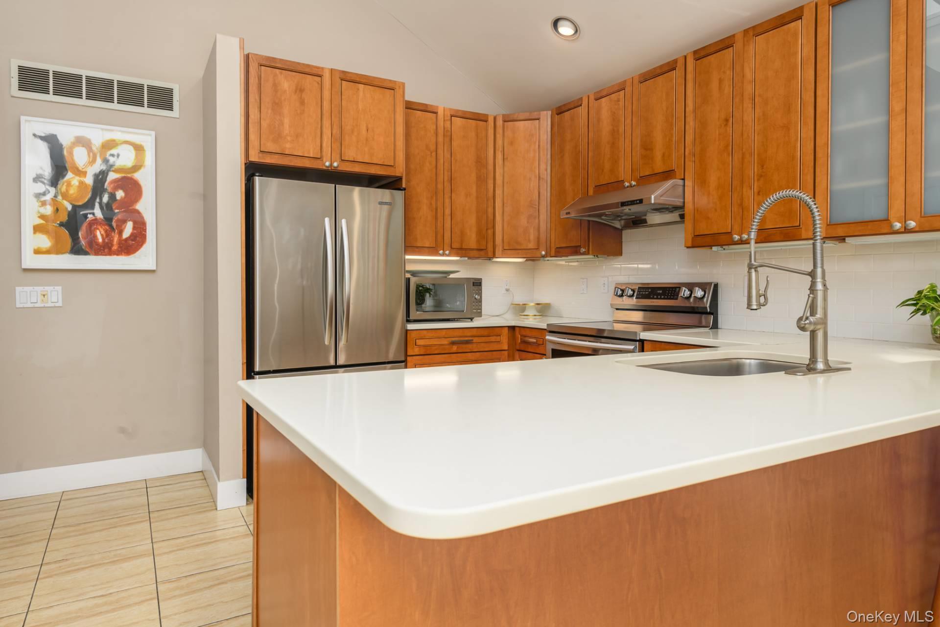 15 Fox Hollow Drive – For Rent photo 9