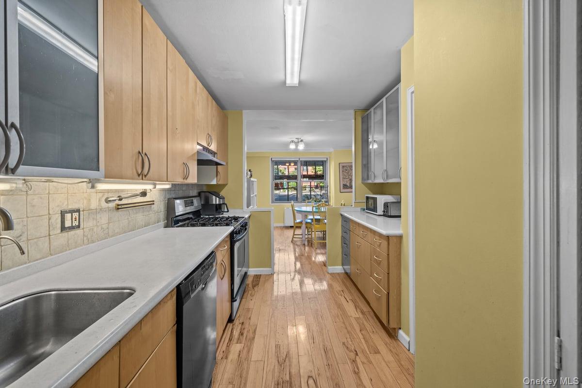 2500 Johnson Avenue Avenue N, Unit 2NP photo 14
