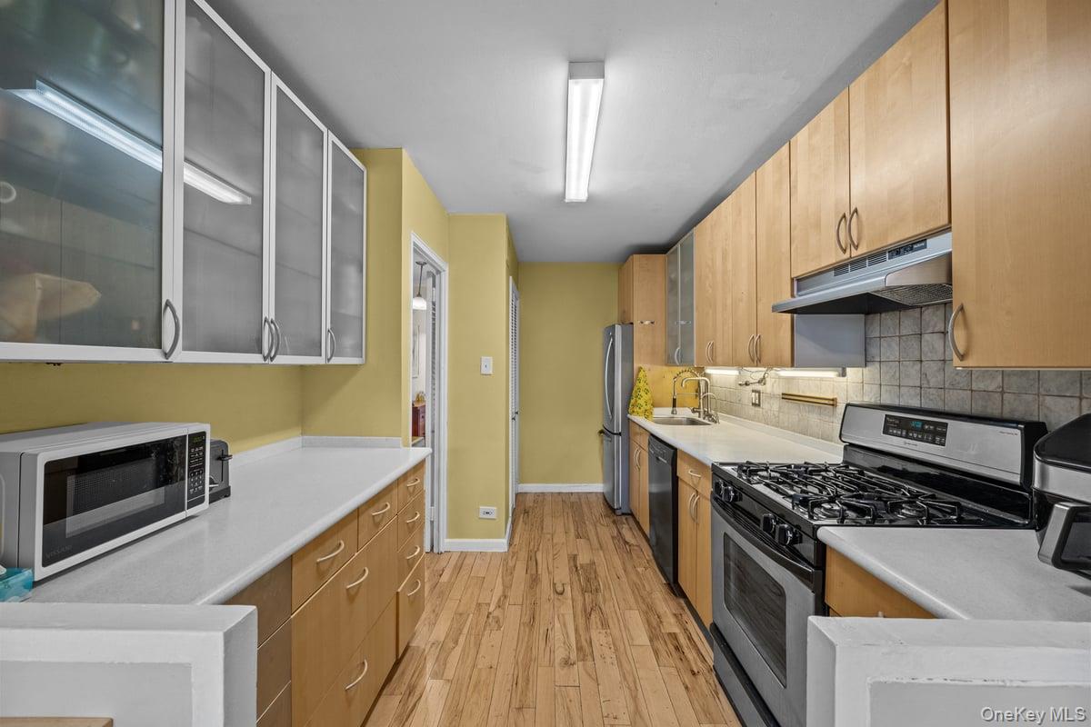 2500 Johnson Avenue Avenue N, Unit 2NP photo 13