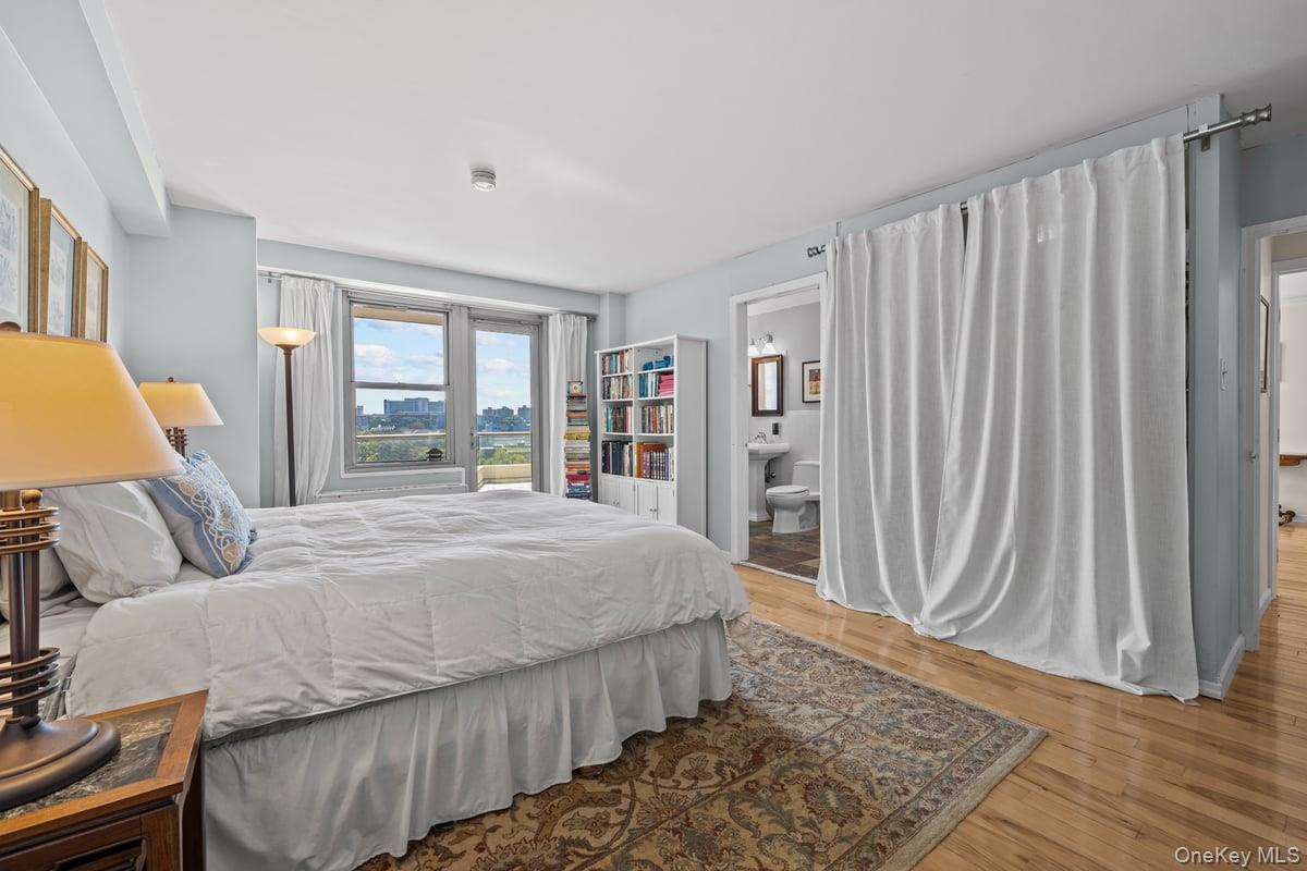 2500 Johnson Avenue Avenue N, Unit 2NP photo 18