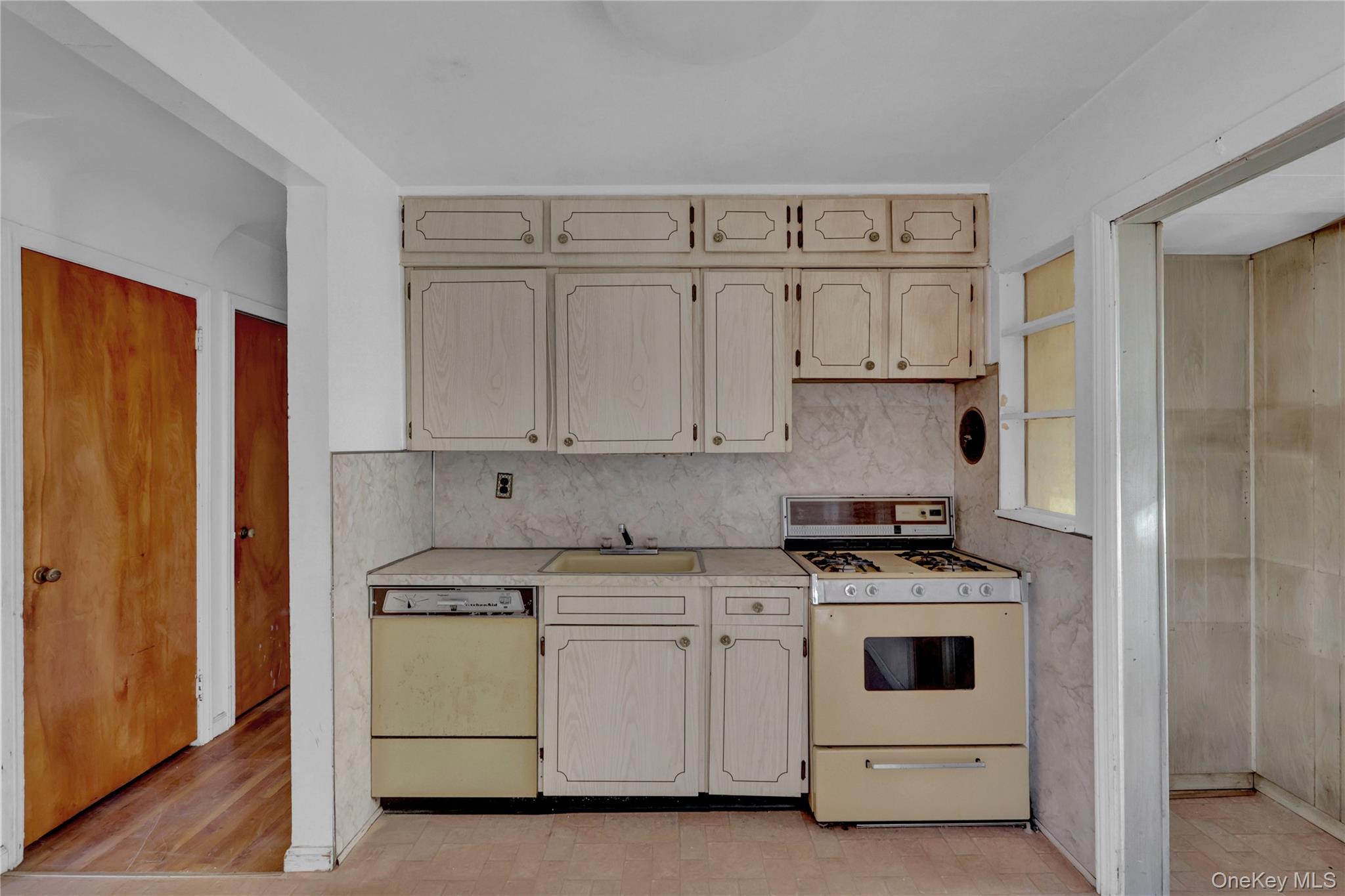 140 Arlington Avenue – For Sale photo 10