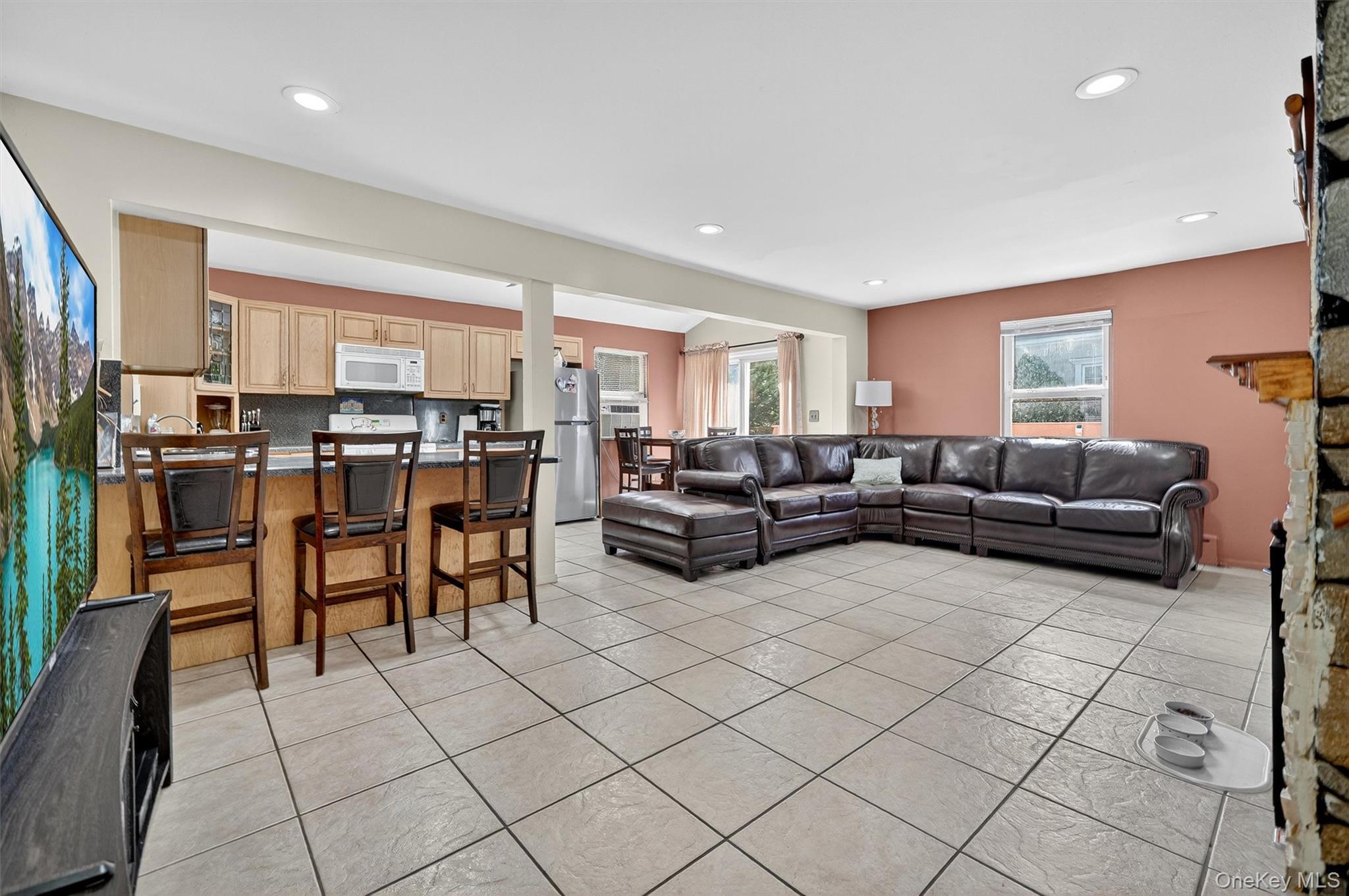 3384 Country Club Road – For Sale photo 7