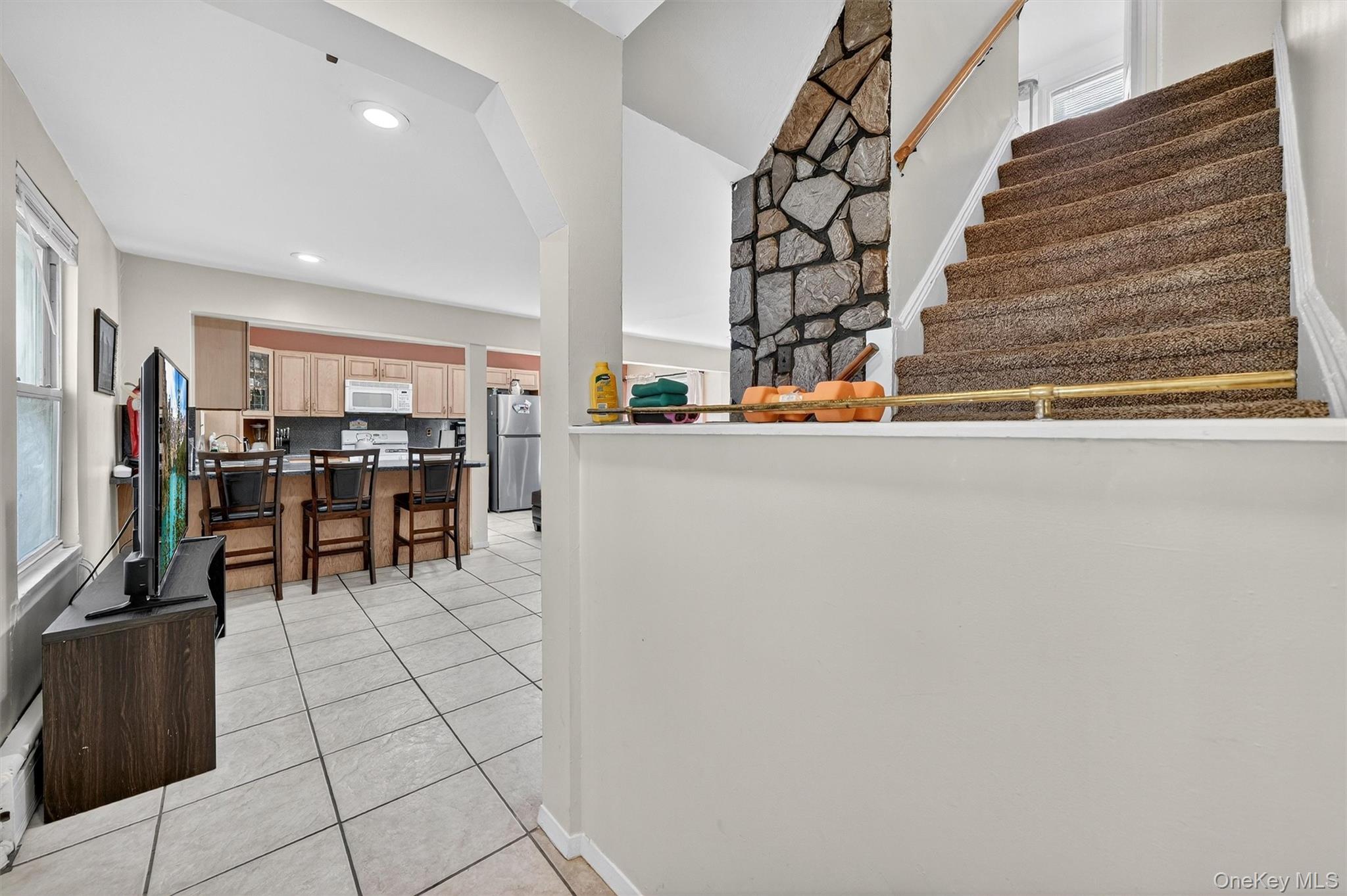3384 Country Club Road – For Sale photo 8