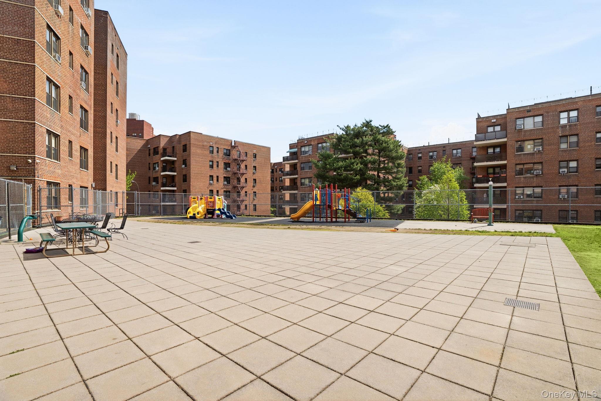 3616 Henry Hudson Pkway N, Unit 3IN photo 39