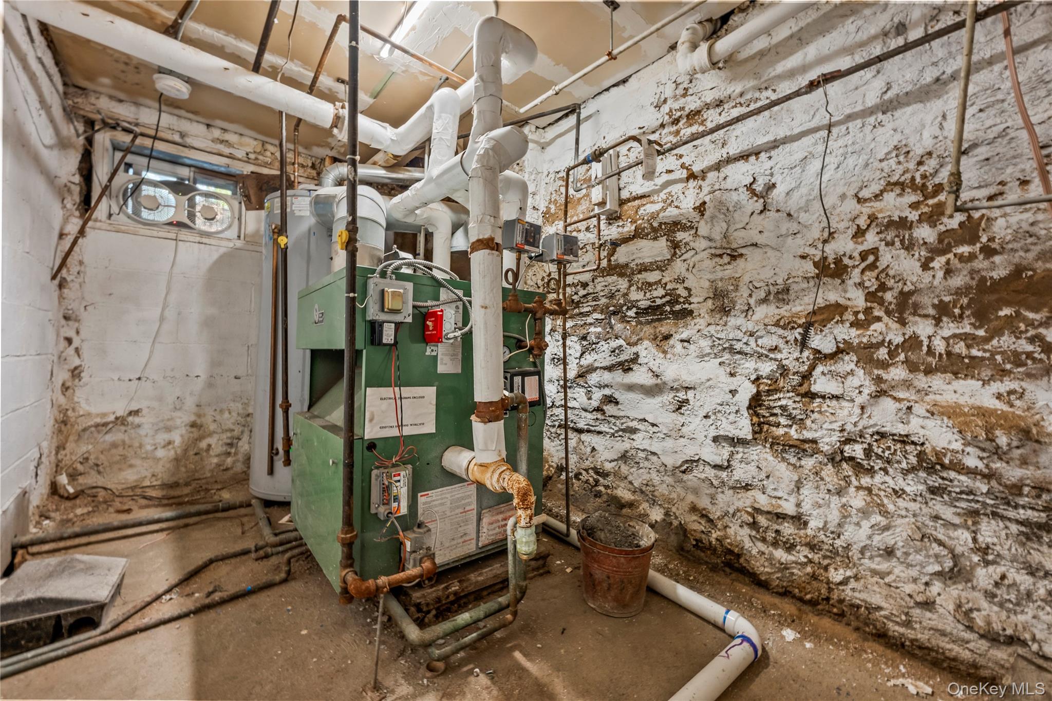 2023 Hughes Avenue – For Sale photo 22
