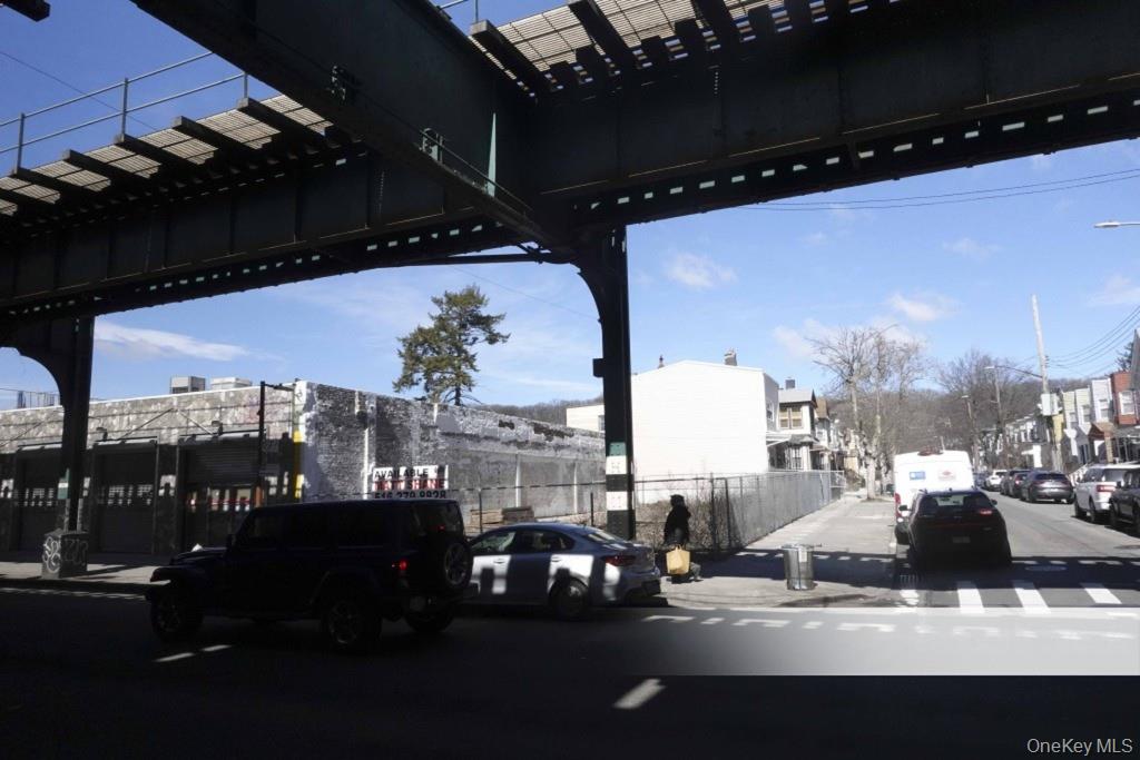78-19 Jamaica Avenue – For Sale