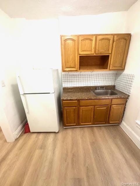 30 Macombs Place, Unit 24 photo 4