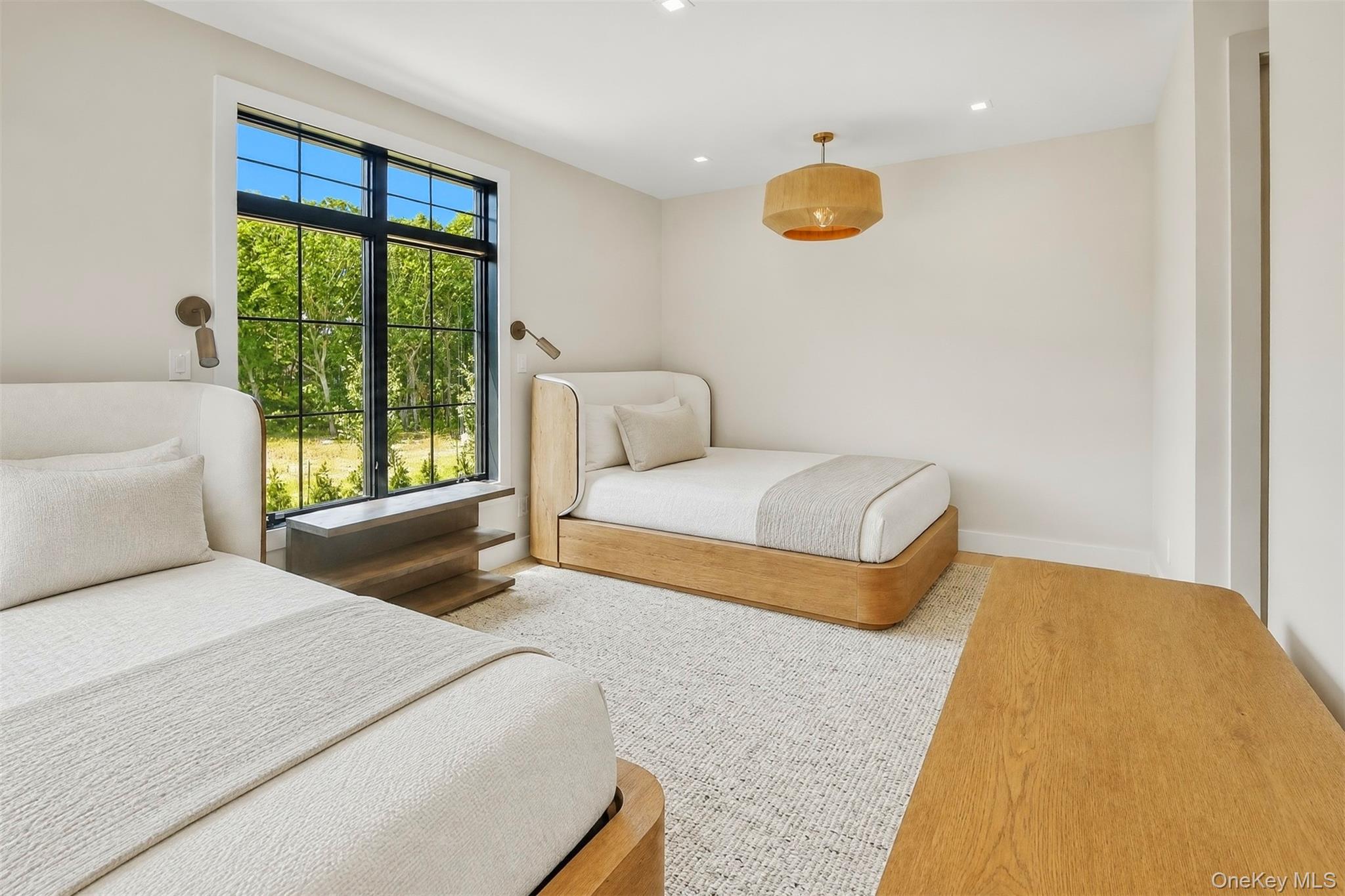 12 Landing Lane – For Sale photo 25
