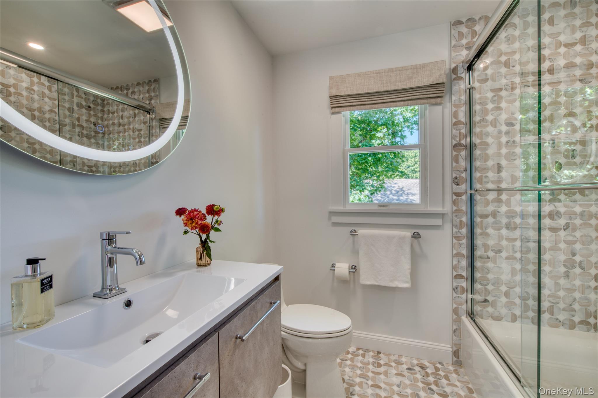980 Manhanset Avenue – For Sale photo 28