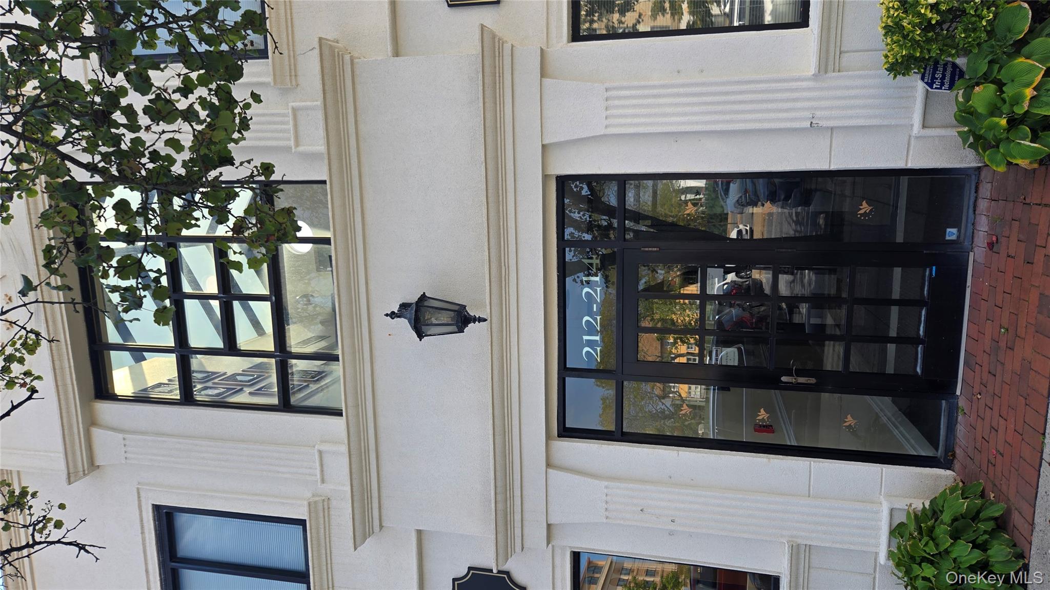 212 W Park Avenue, Unit UPPER