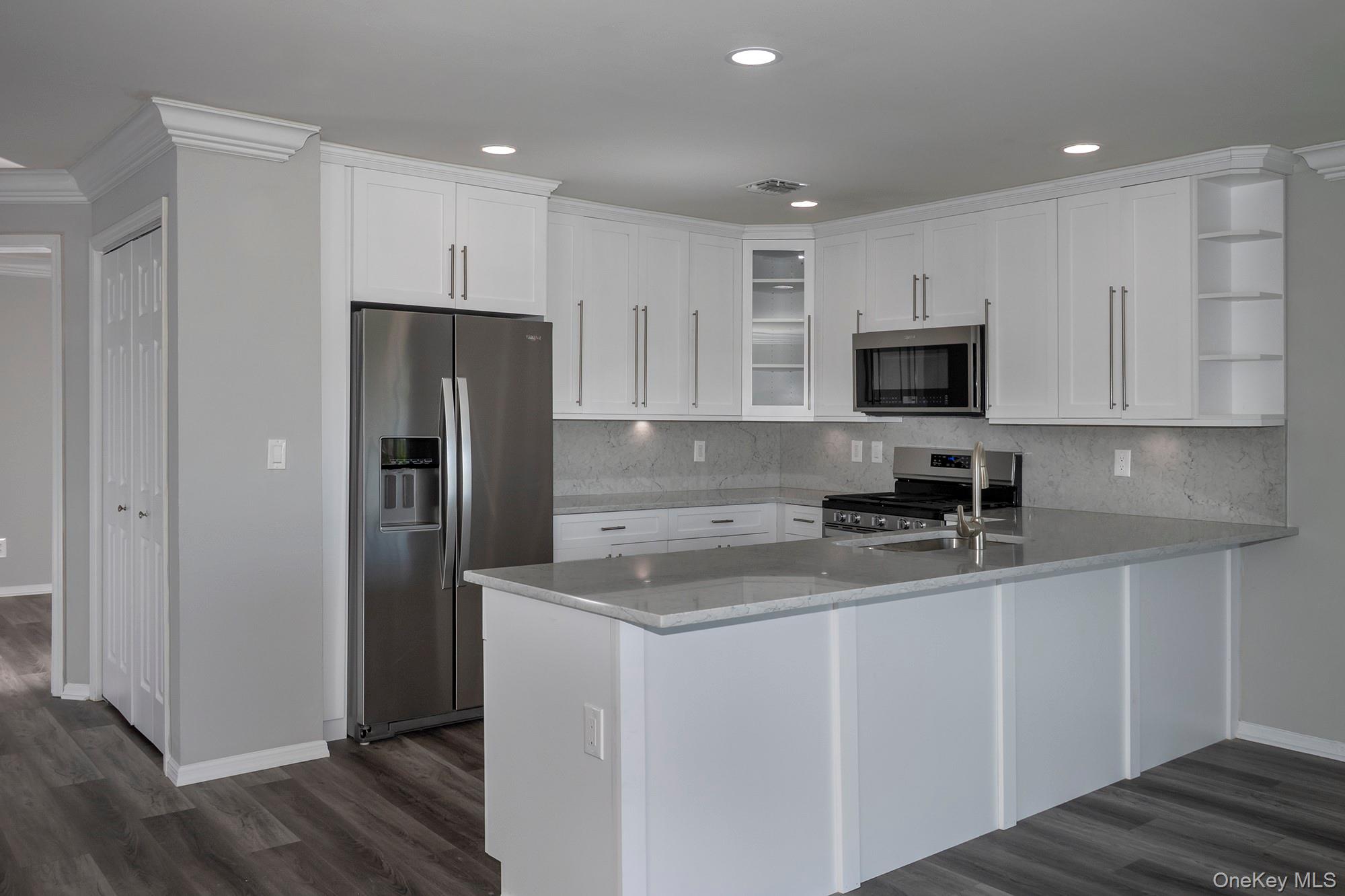 80 Overlook Drive, Unit 80 photo 3