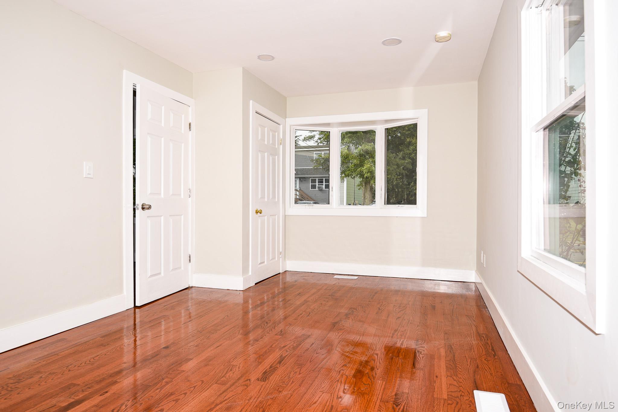 95 E Pulaski Road – For Sale photo 20