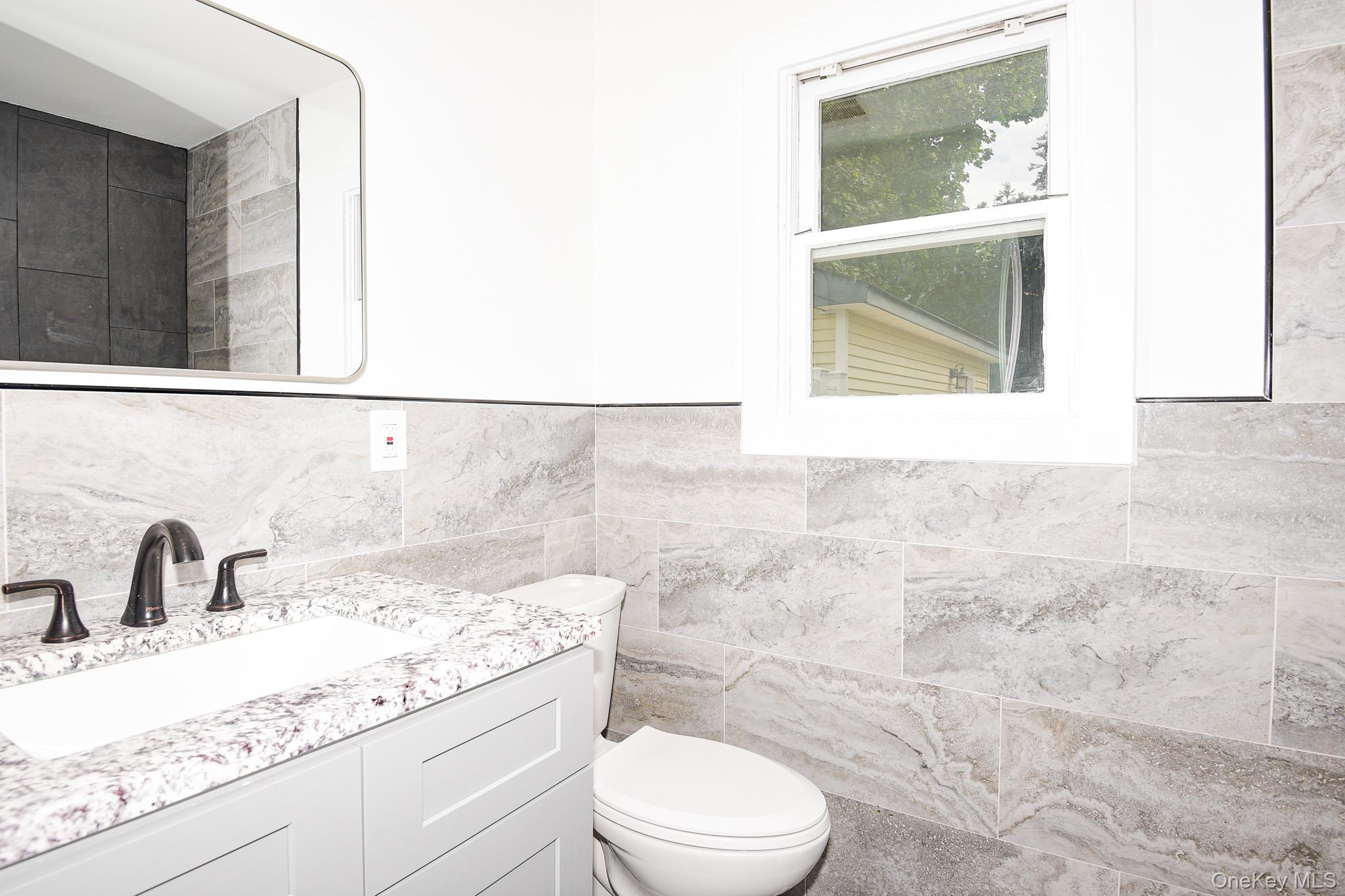 95 E Pulaski Road – For Sale photo 26