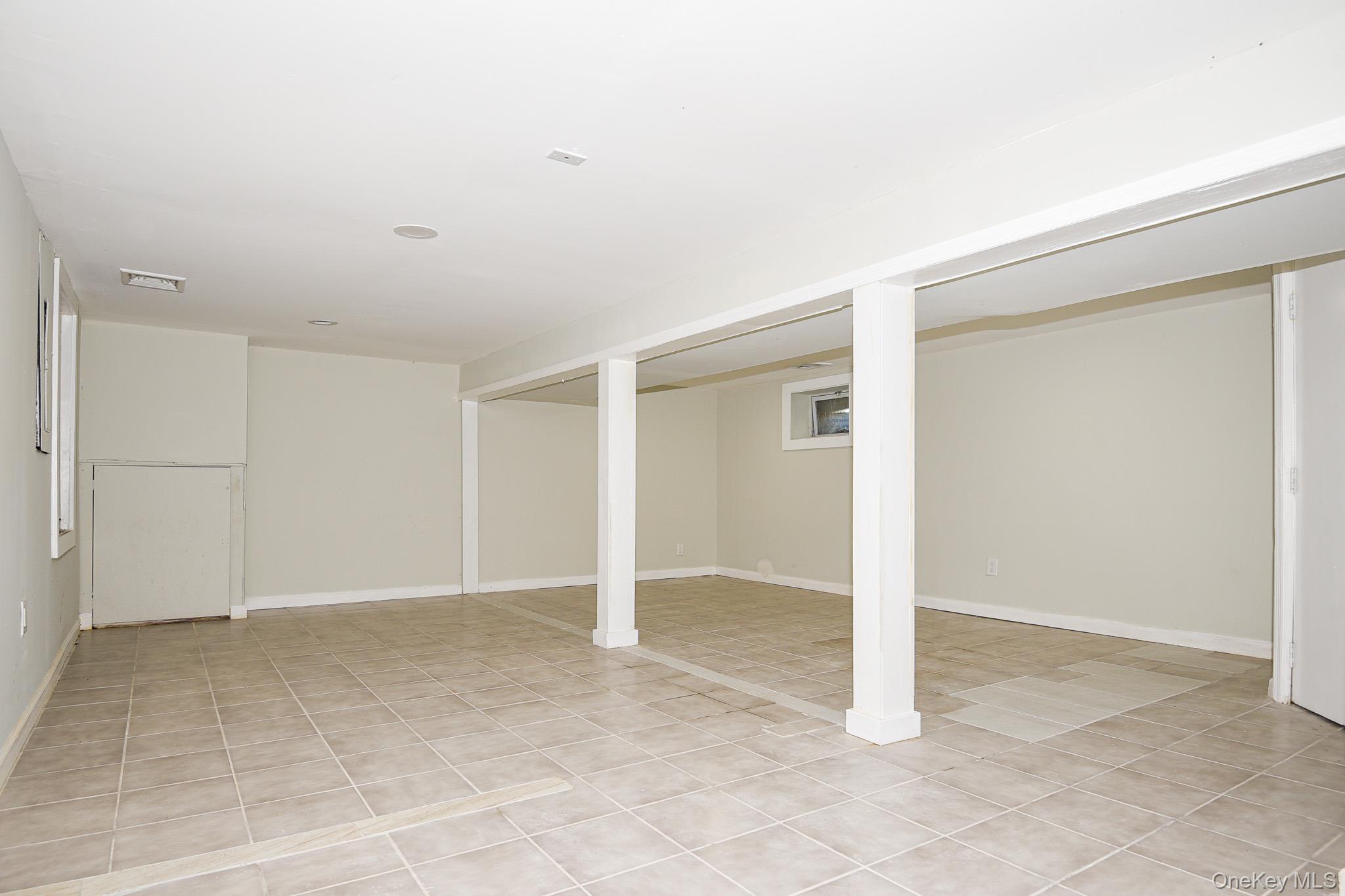 95 E Pulaski Road – For Sale photo 39