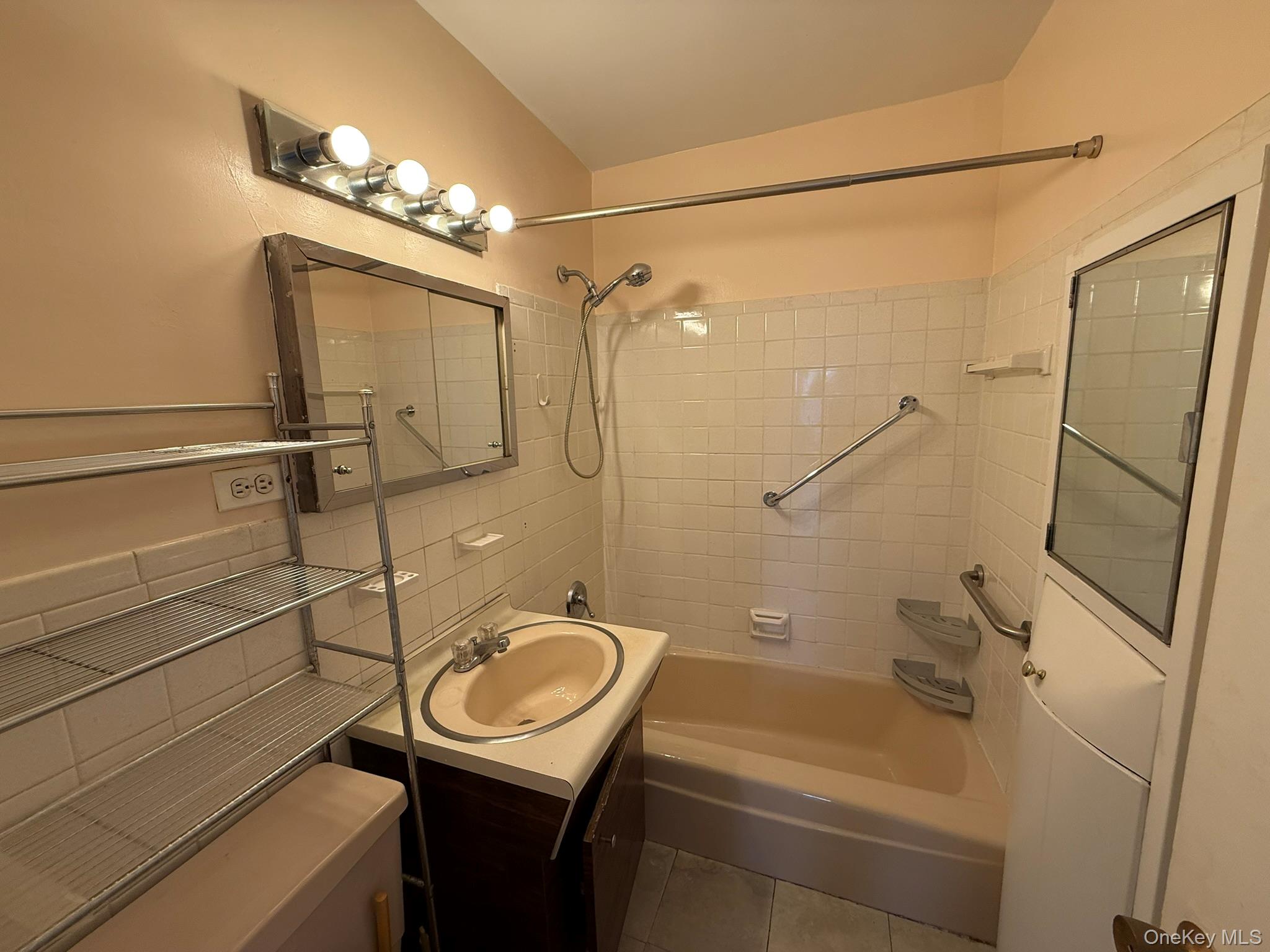 555 Kappock Street, Unit 11P photo 13