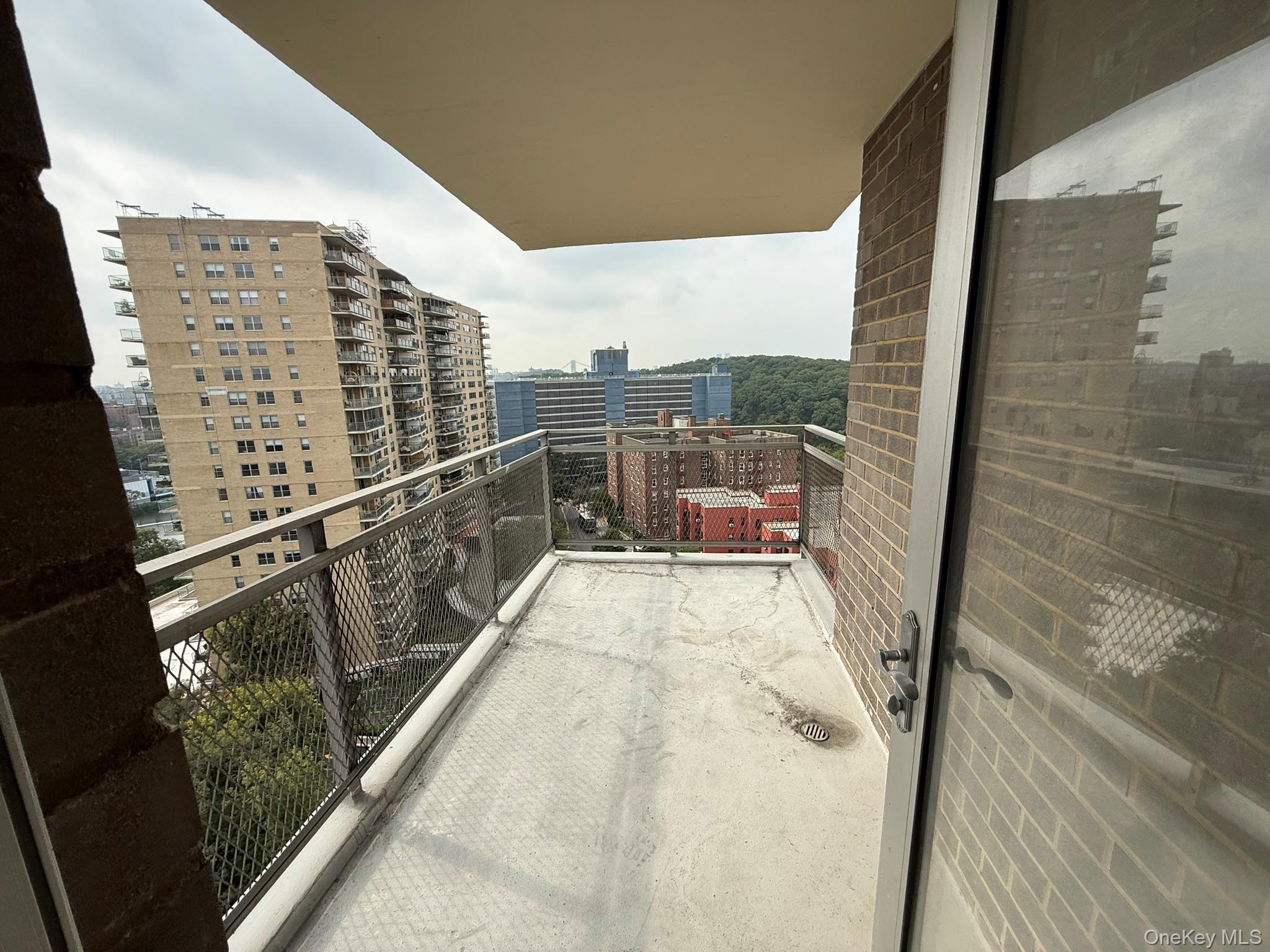555 Kappock Street, Unit 11P photo 7