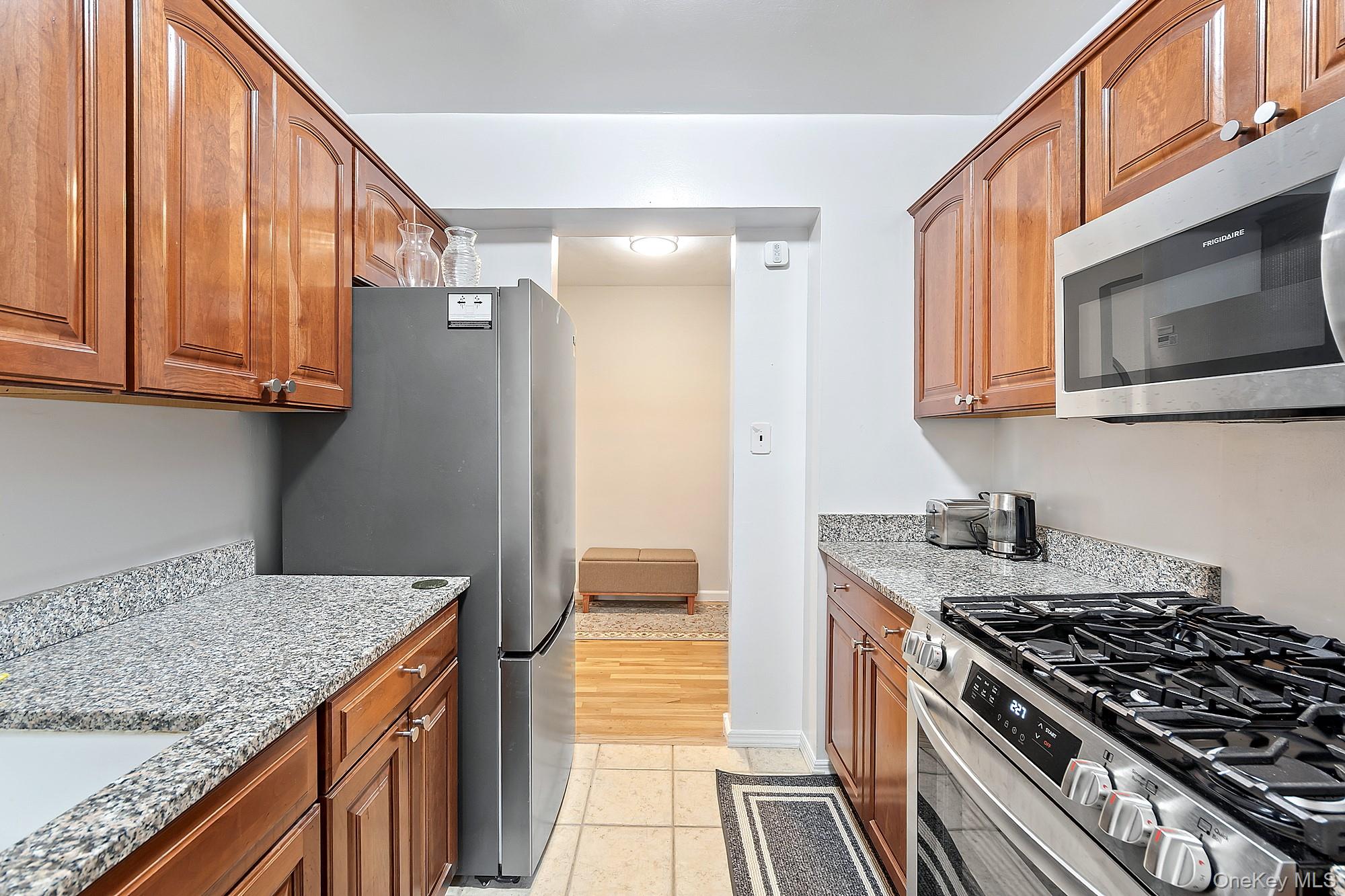 629 Kappock Street, Unit 6J photo 11