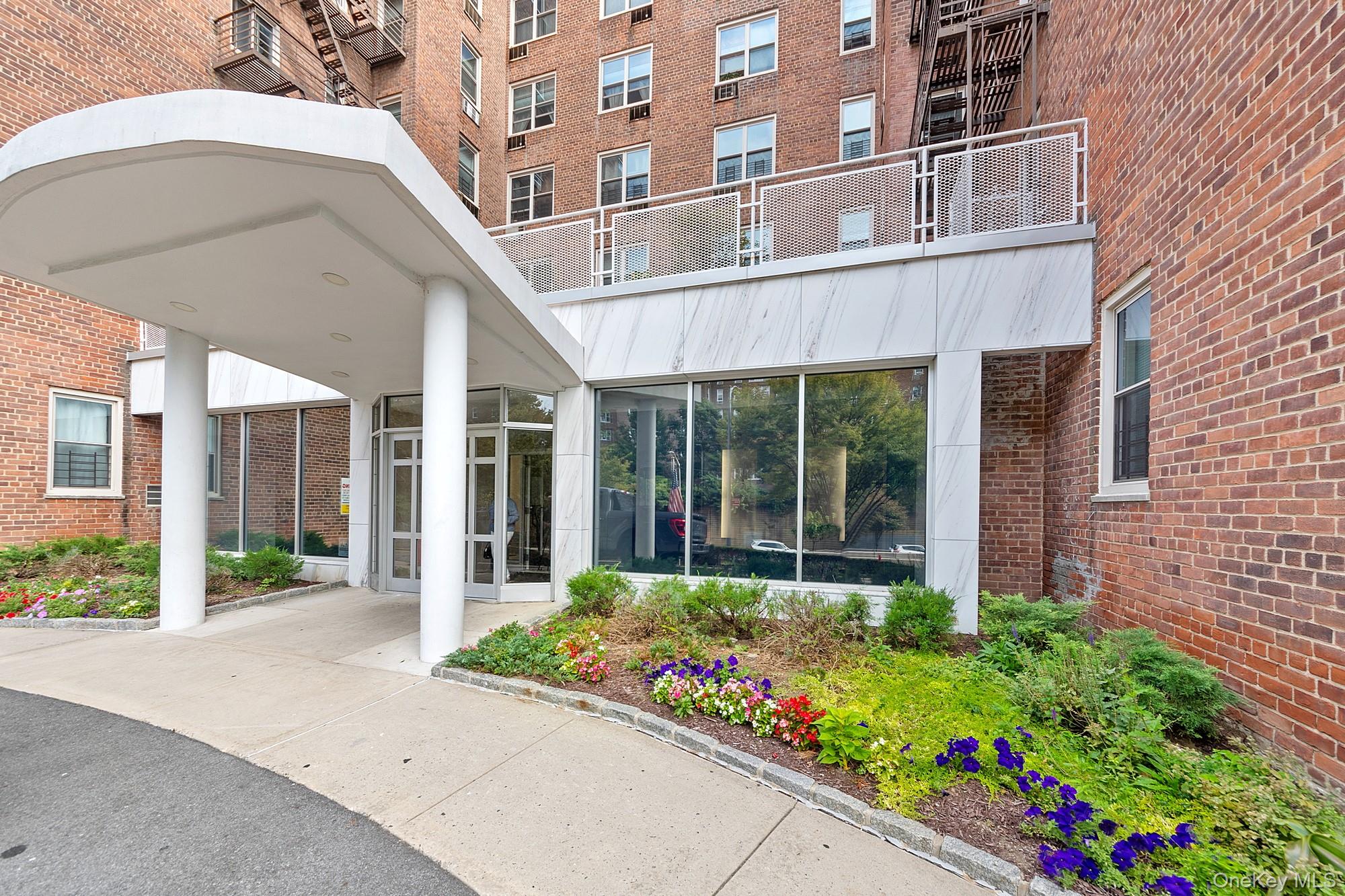 629 Kappock Street, Unit 6J photo 22