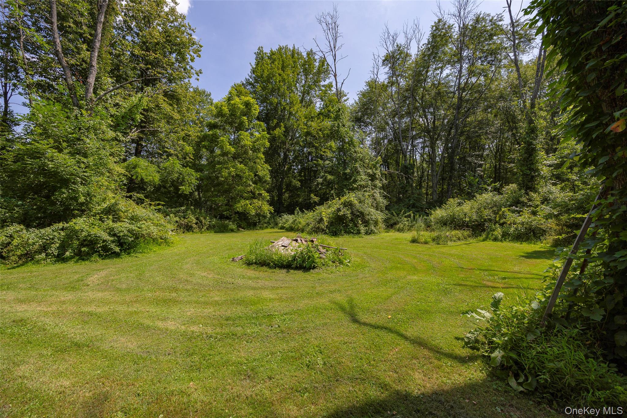 106 Skidmore Road – For Sale photo 28