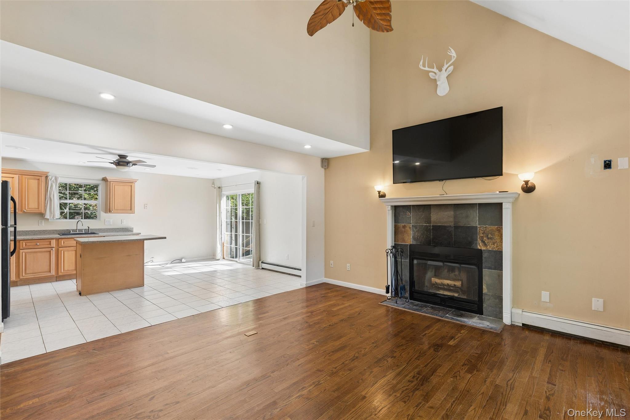 32 Atlantic Avenue – For Sale photo 5