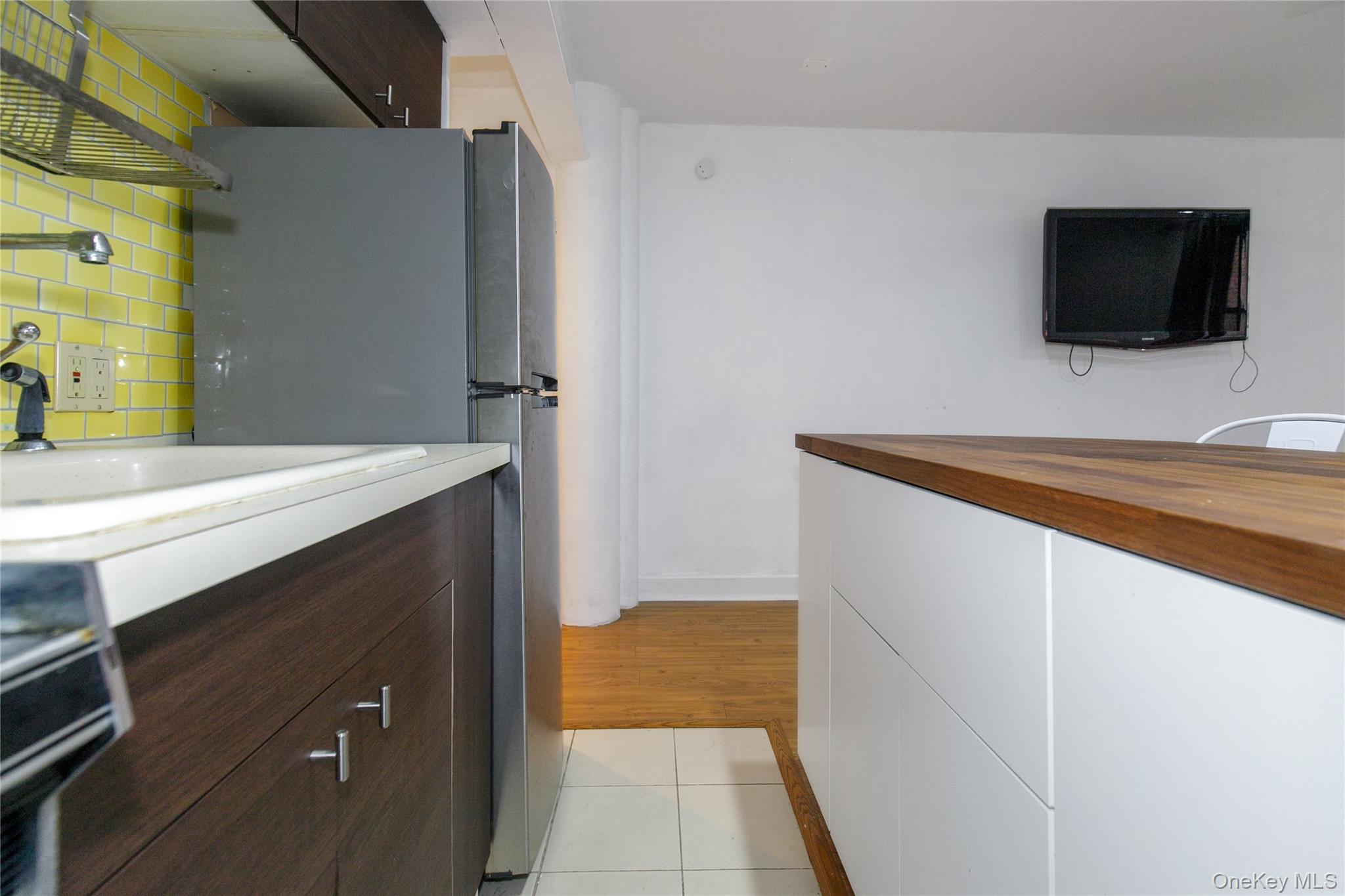 15 Canterbury Road, Unit C10 photo 9