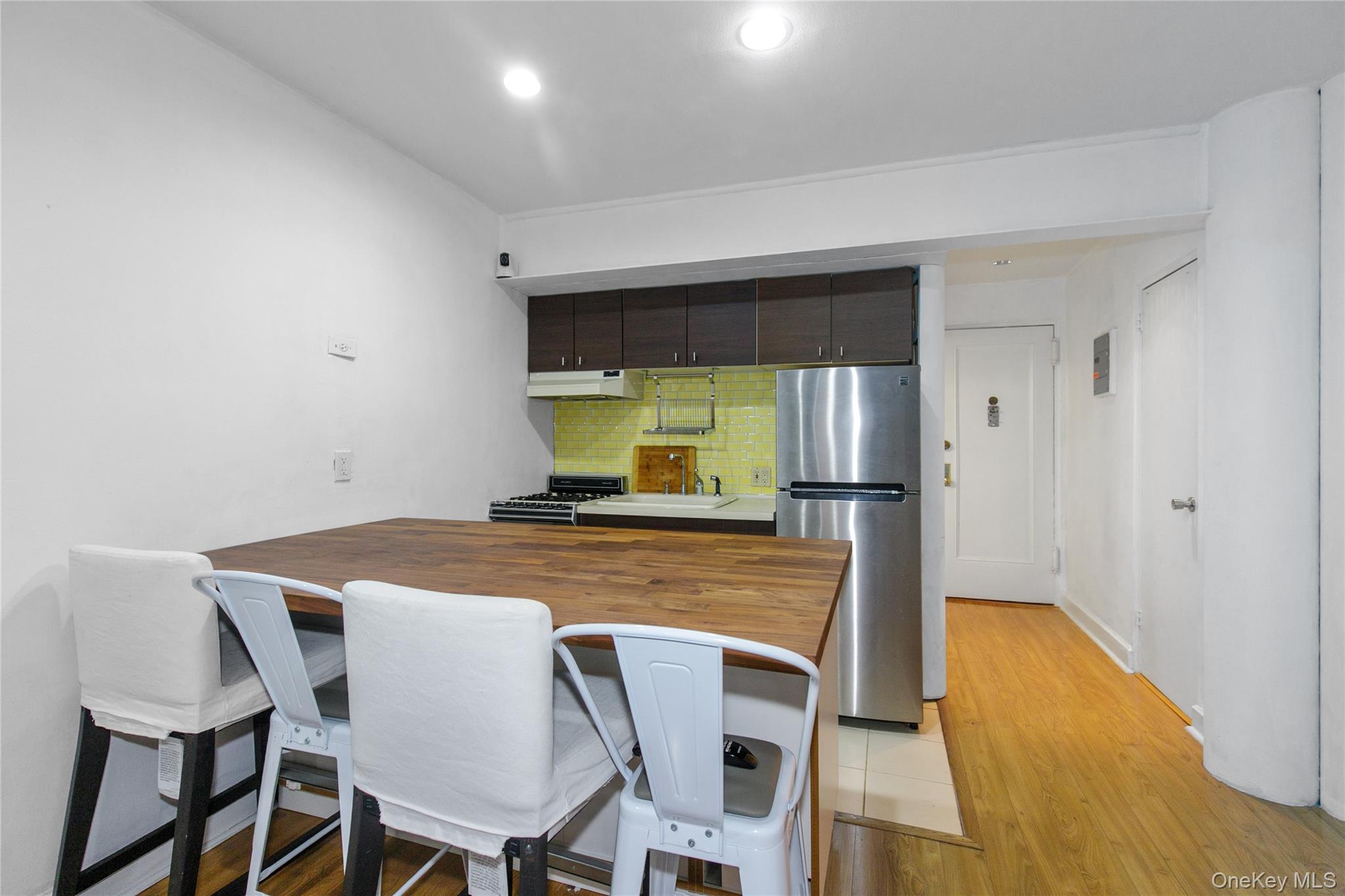 15 Canterbury Road, Unit C10 photo 12
