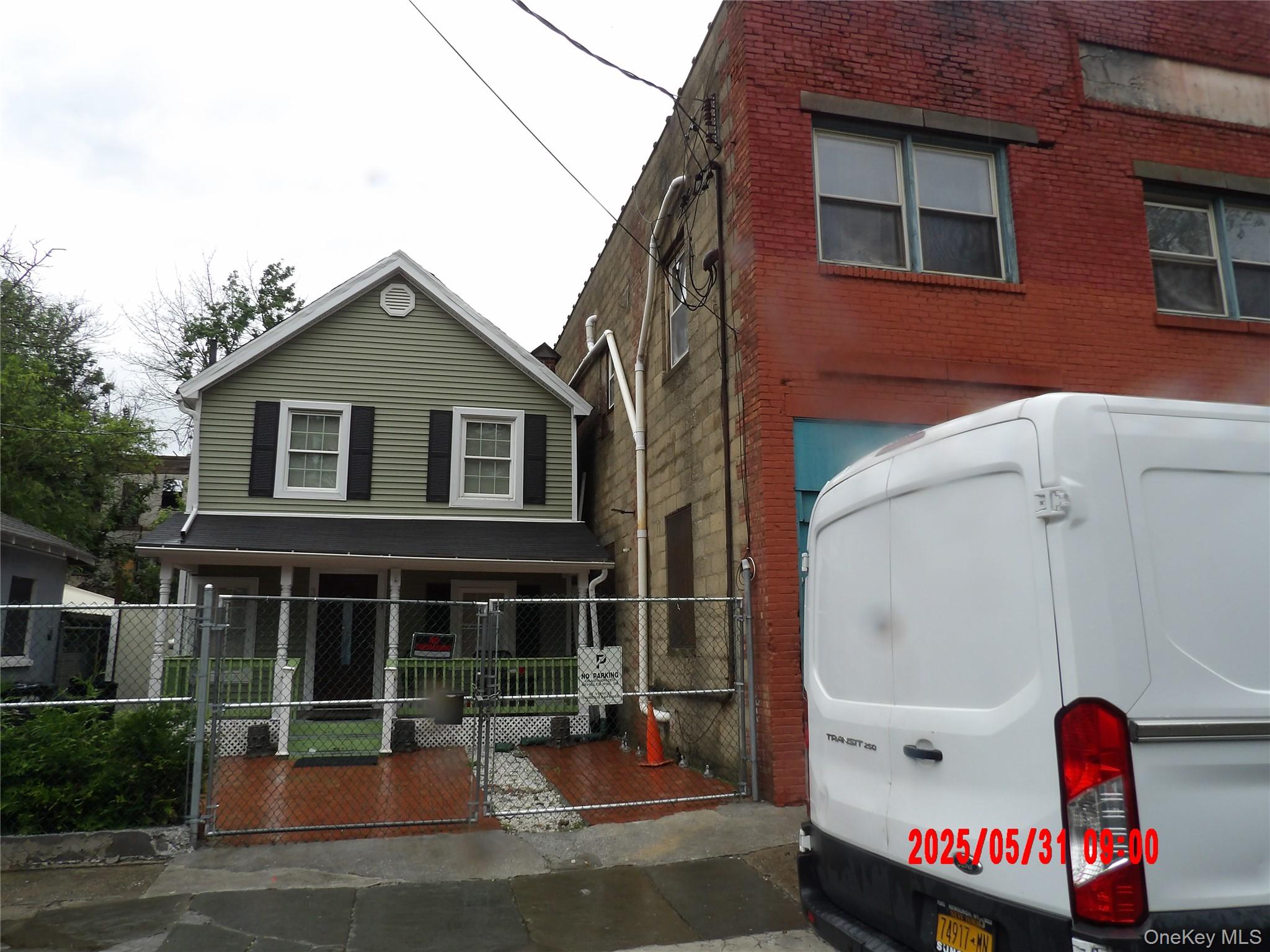 41-43 City Terrace N – For Sale photo 3