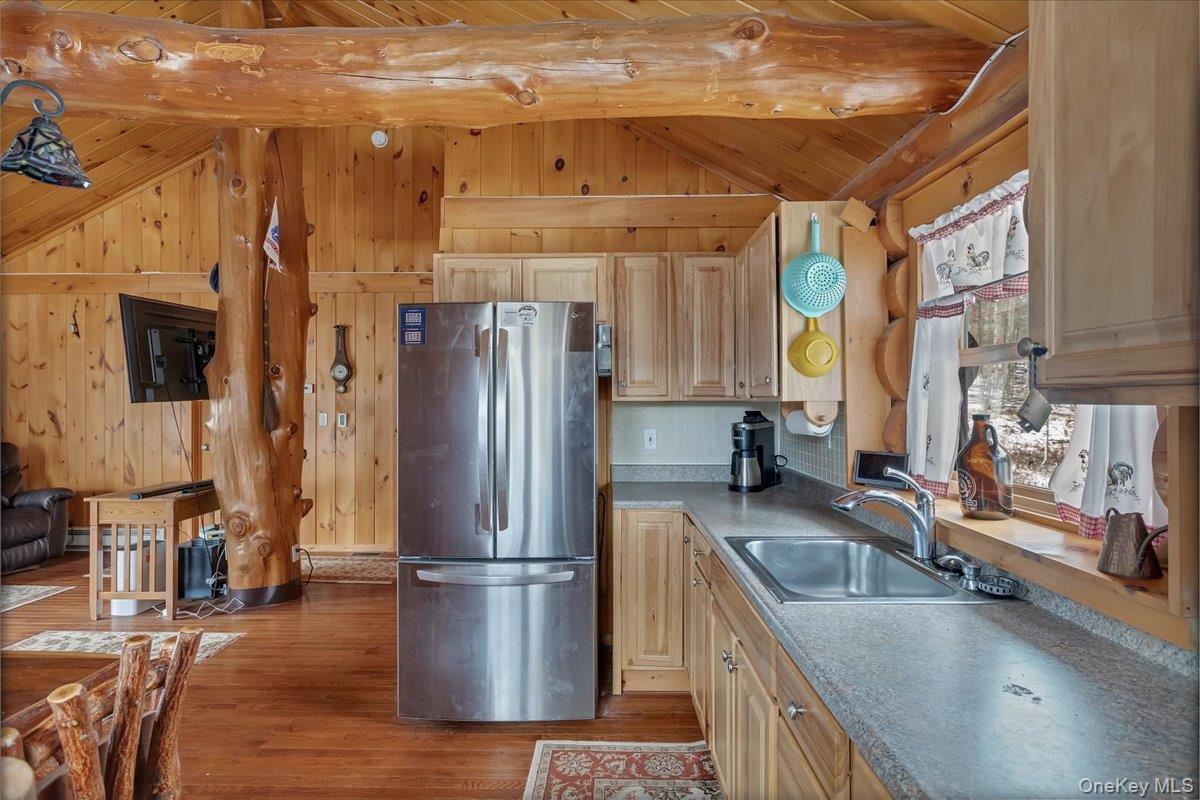 465 Barlow Road – For Sale photo 25