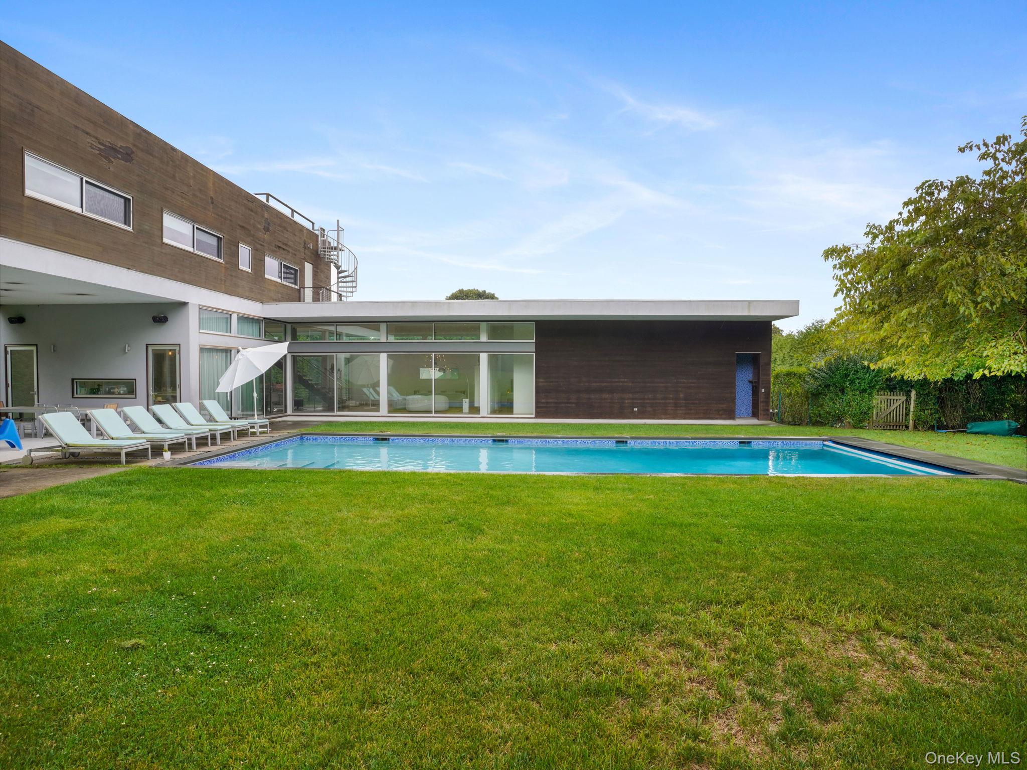 135 Middle Pond Road – For Rent photo 31