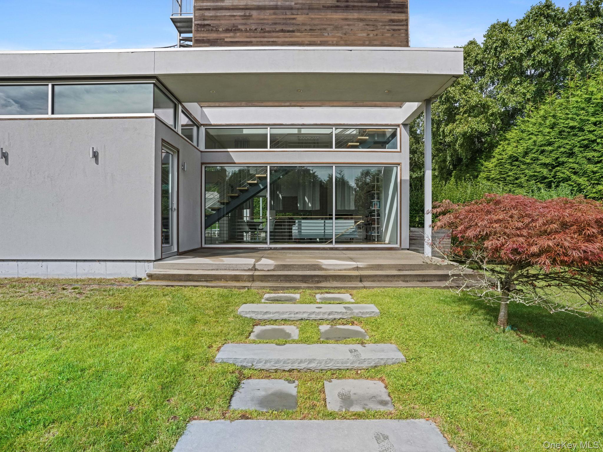 135 Middle Pond Road – For Rent photo 5