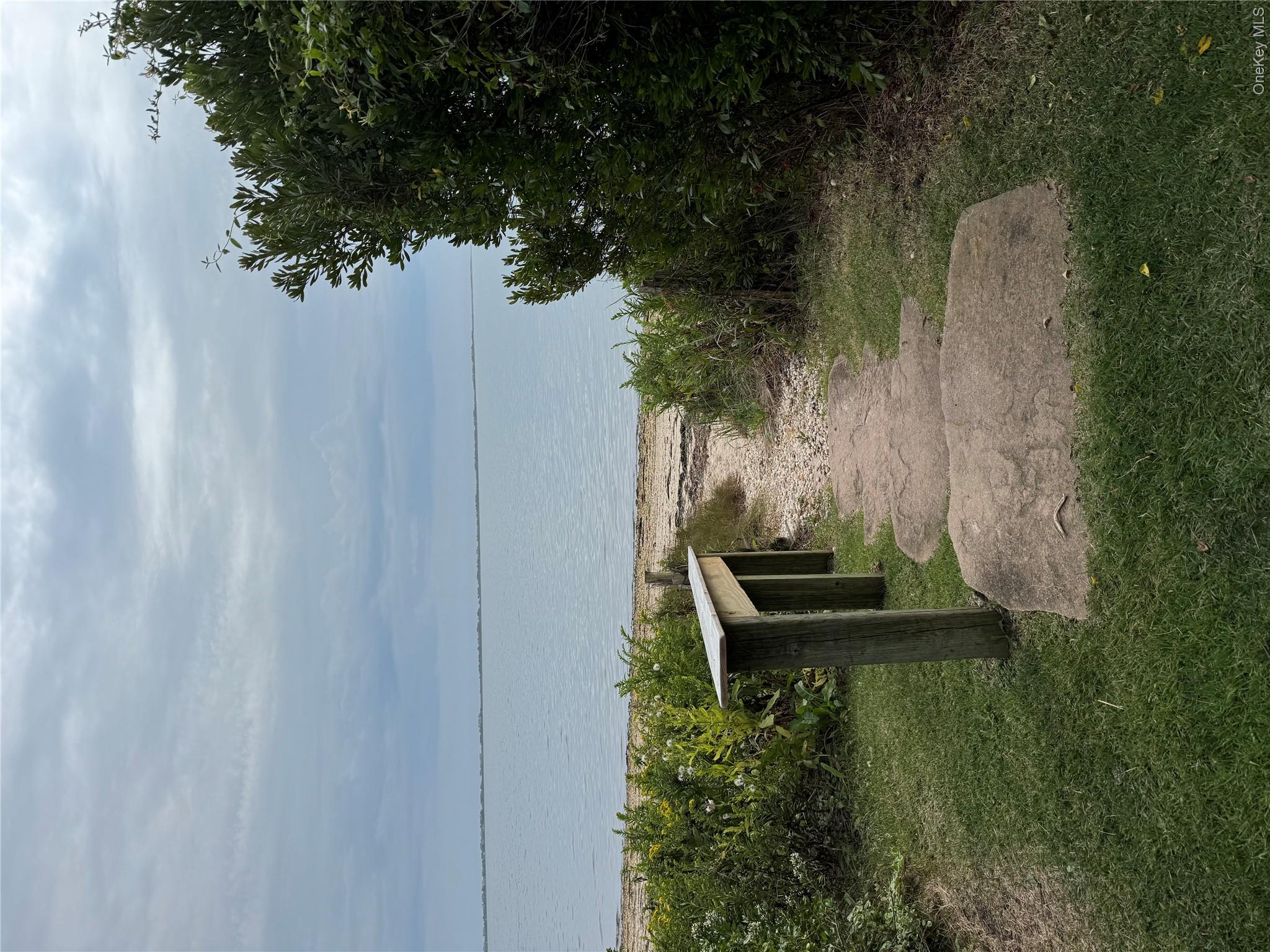 135 Middle Pond Road – For Rent photo 2