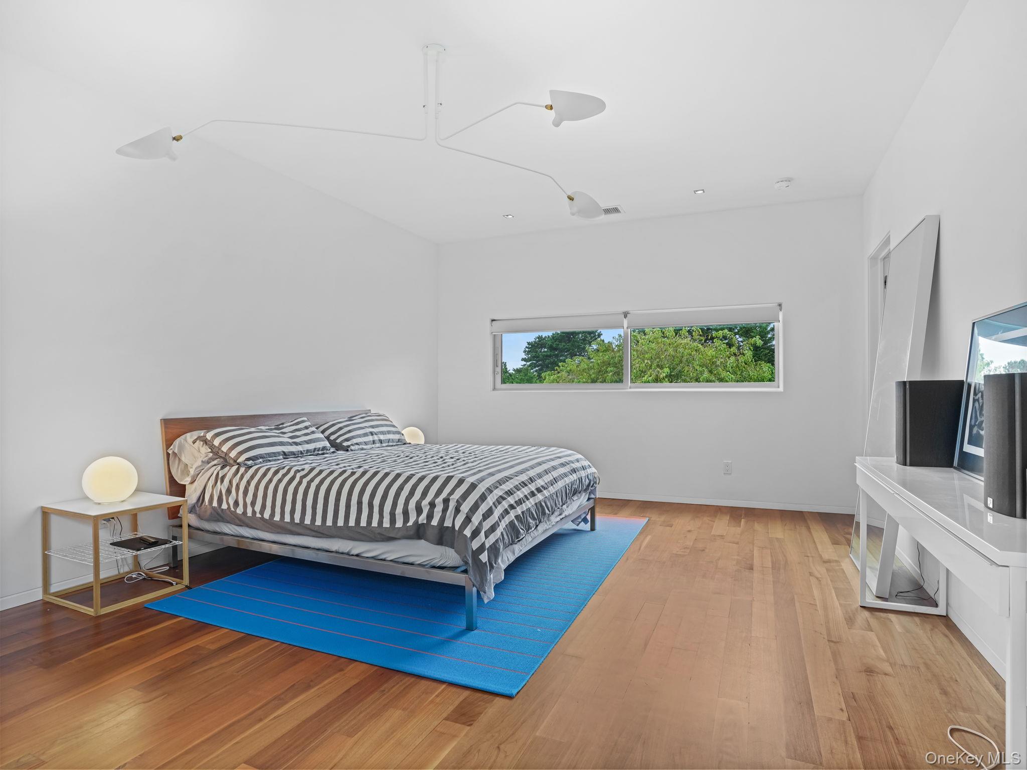 135 Middle Pond Road – For Rent photo 20