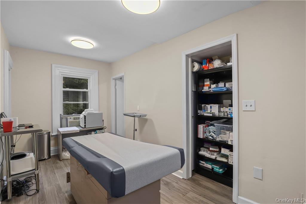 175 King Street – For Rent photo 5