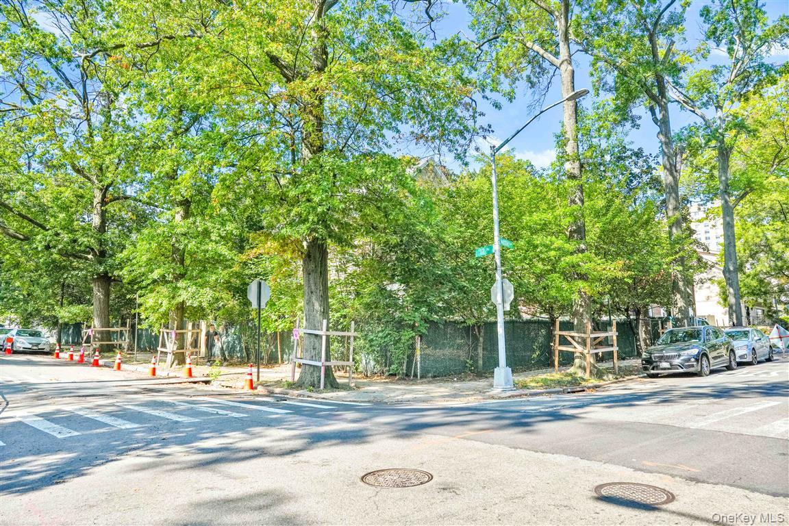 81-26 Austin Street – For Sale photo 10