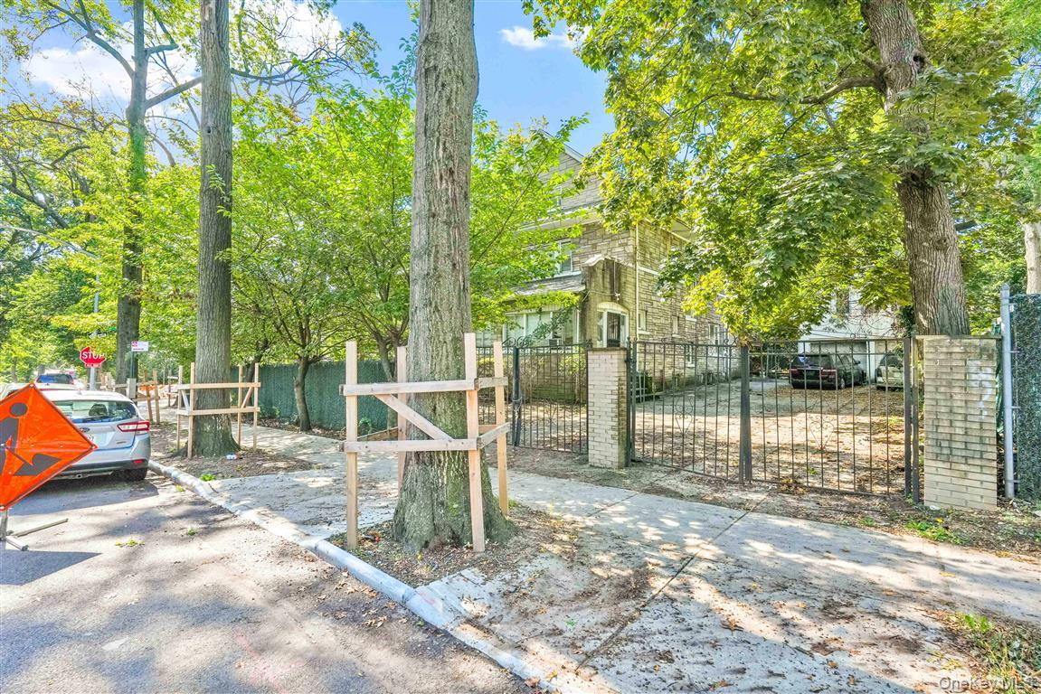 81-26 Austin Street – For Sale photo 7