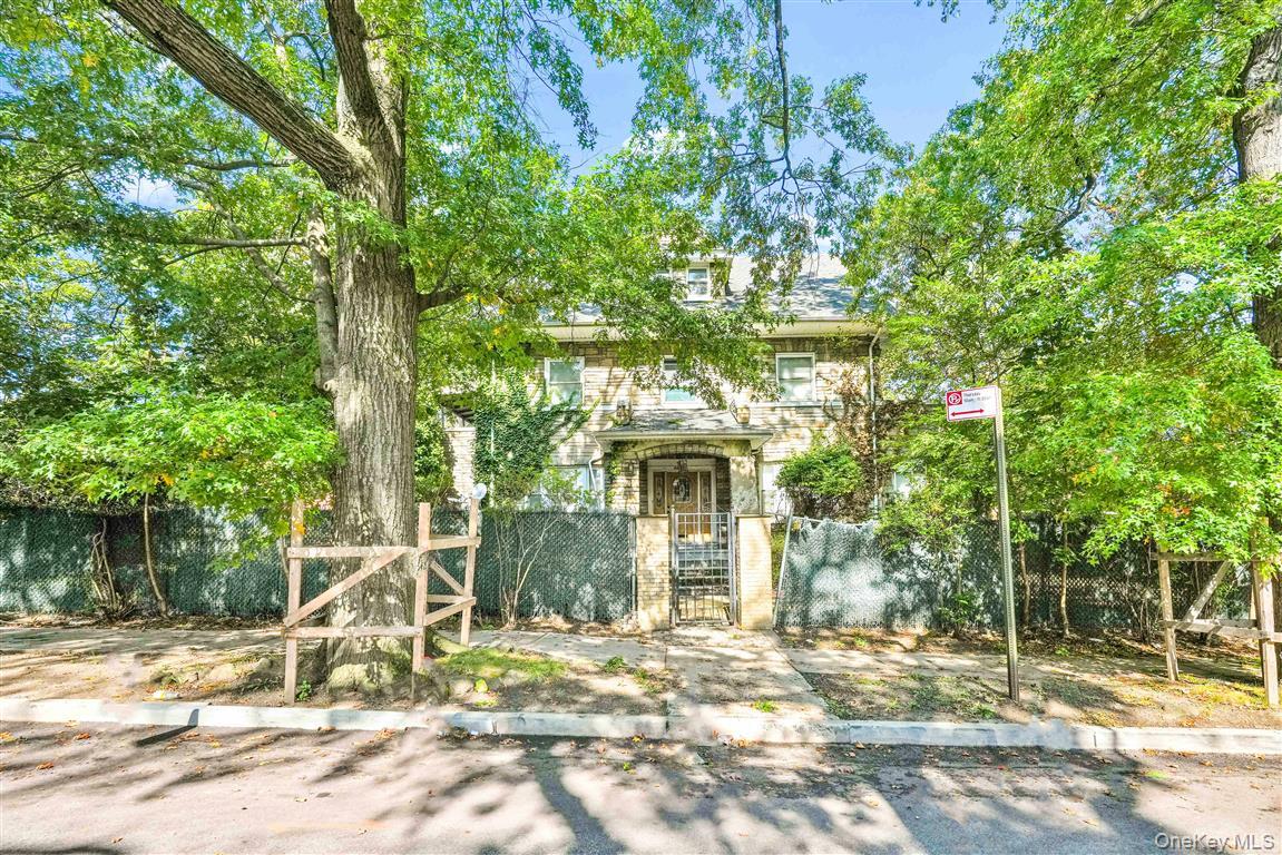 81-26 Austin Street – For Sale photo 4