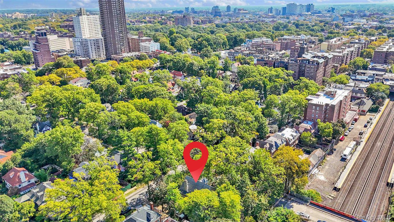 81-26 Austin Street – For Sale photo 23