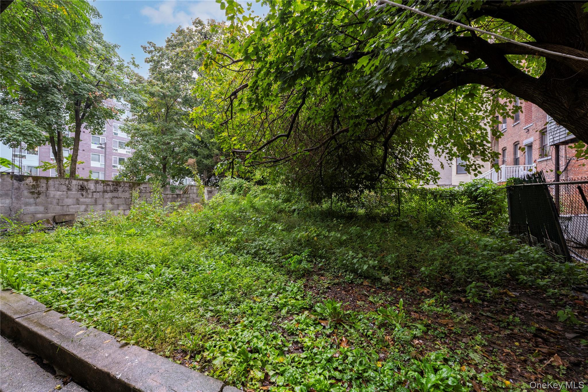 279 S Broadway – For Sale photo 20
