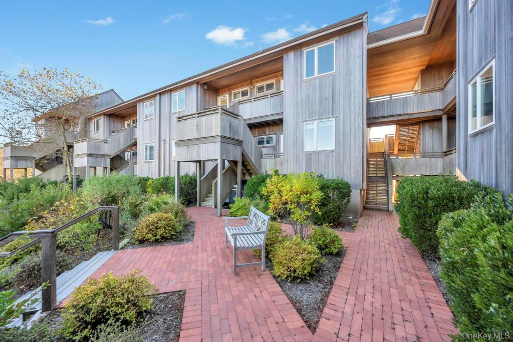 2004 Montauk Highway, Unit 2011 photo 2