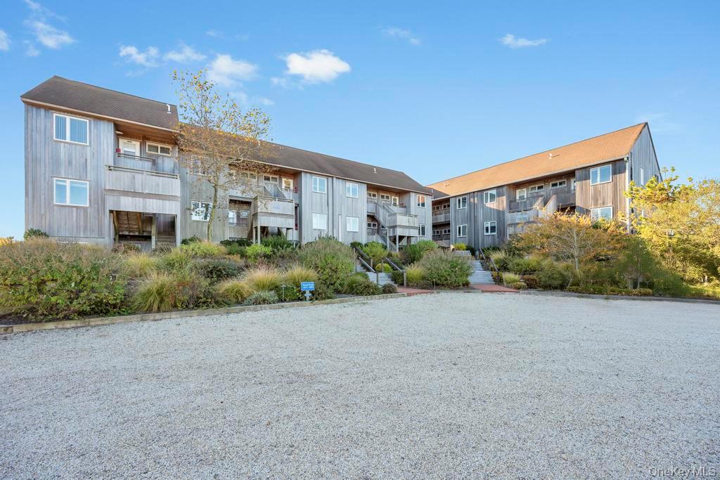 2004 Montauk Highway, Unit 2011